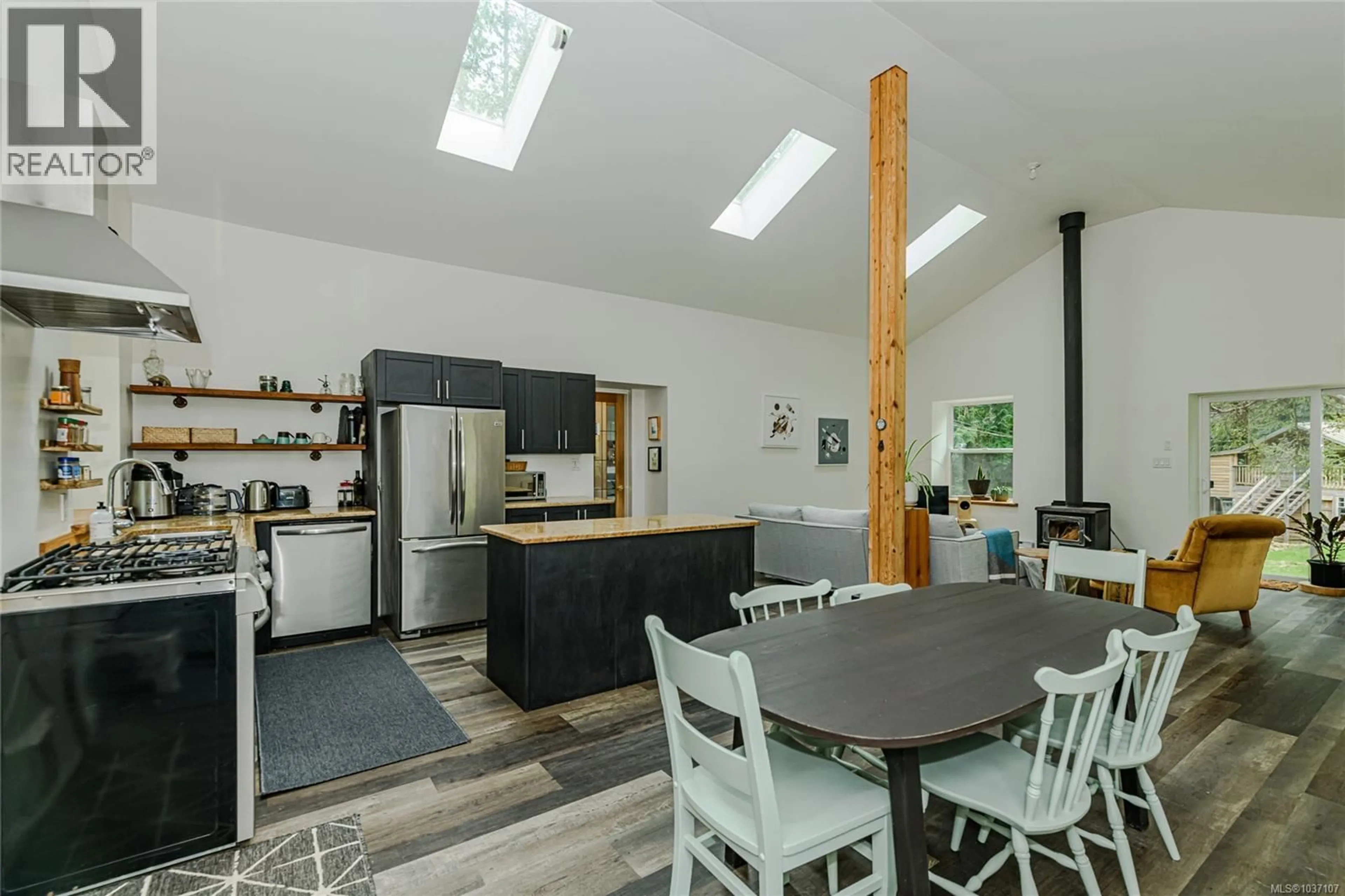 Open concept kitchen, unknown for 161 HOLMES ROAD, Salt Spring British Columbia V8K1T6