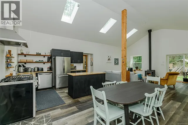 161 HOLMES ROAD, Salt Spring 4