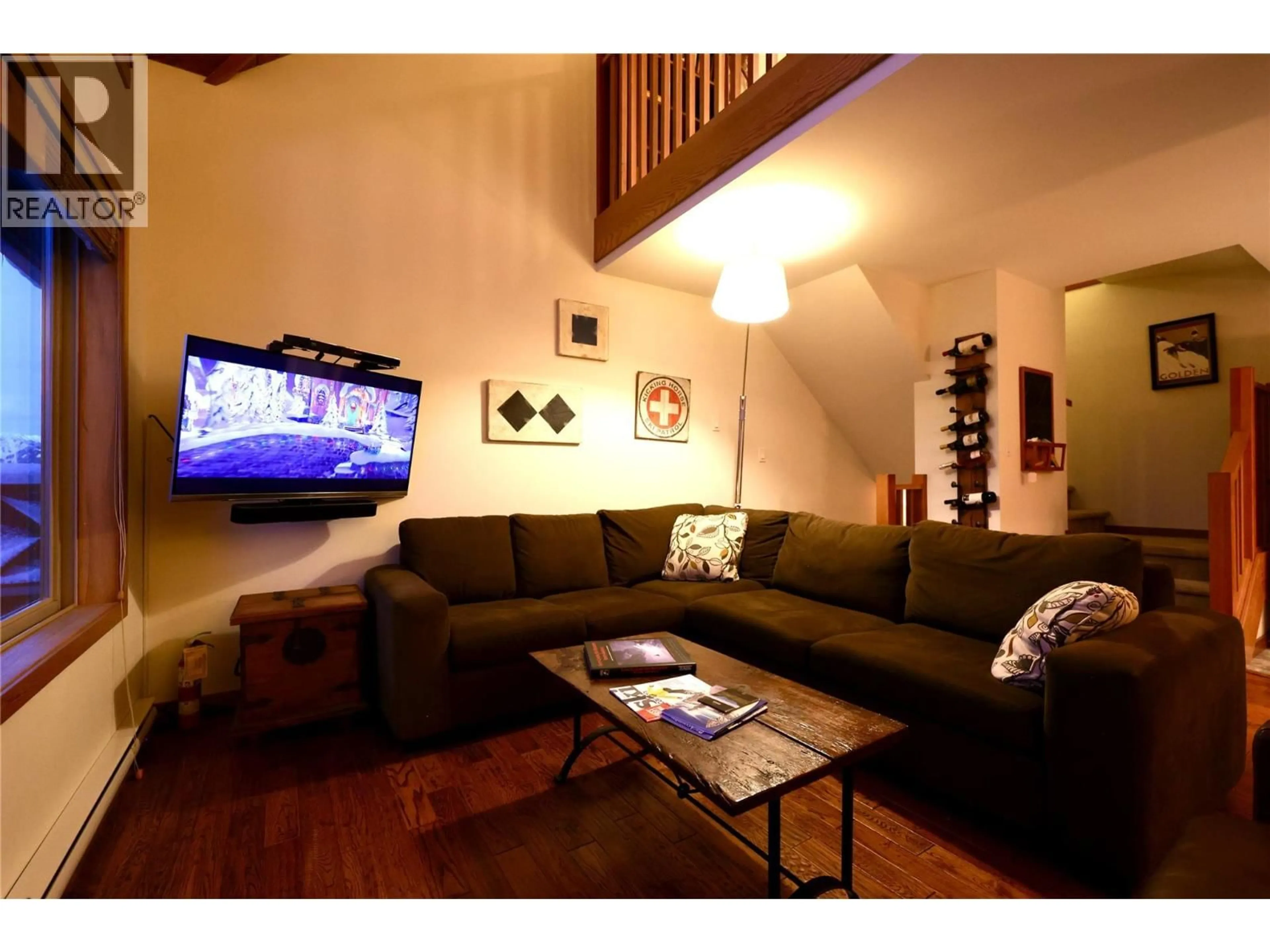 Home theater for 9 - 1336 PALLISER TRAIL, Golden British Columbia V0A1H0