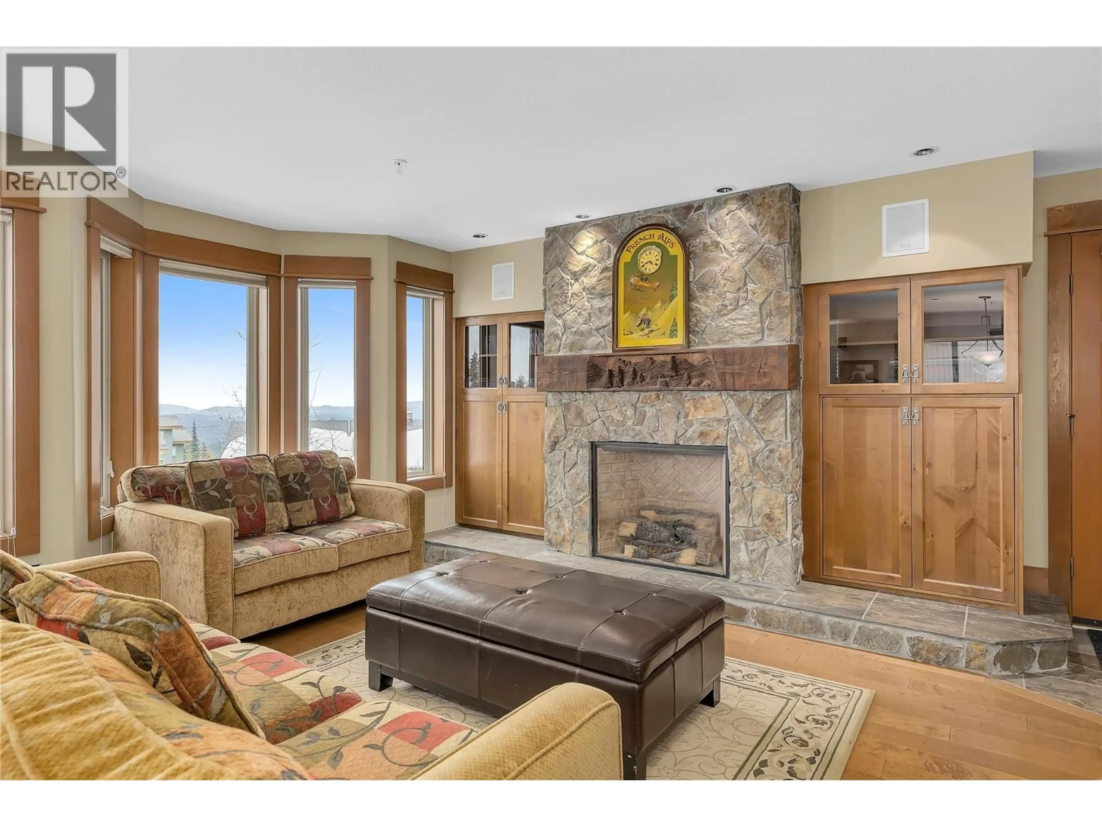 Living room with furniture, unknown for 9 - 80 KETTLEVIEW ROAD, Big White British Columbia V1P1P3