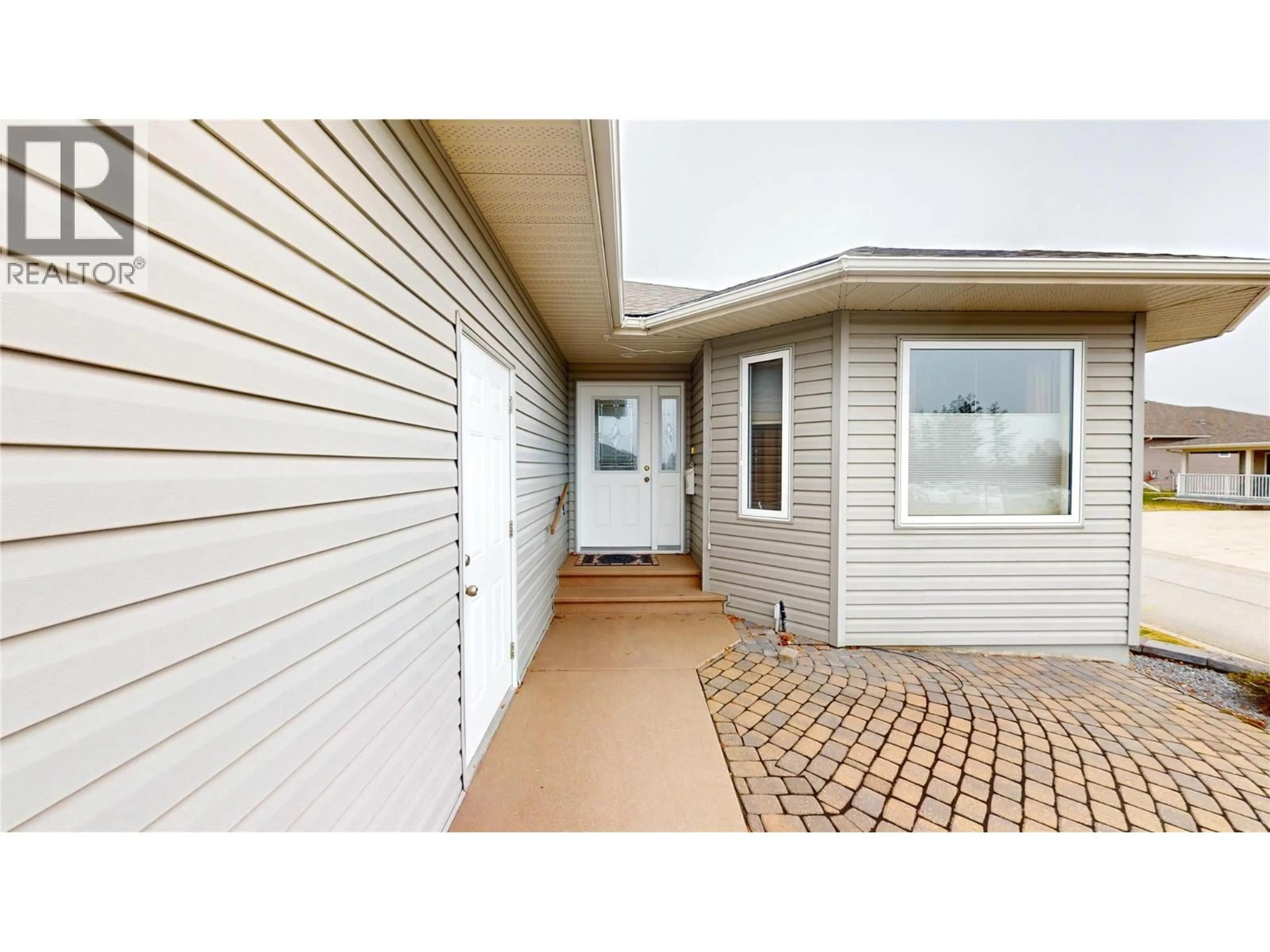 Home with vinyl exterior material, street for 127 - 2100 13TH STREET SOUTH, Cranbrook British Columbia V1C7J5