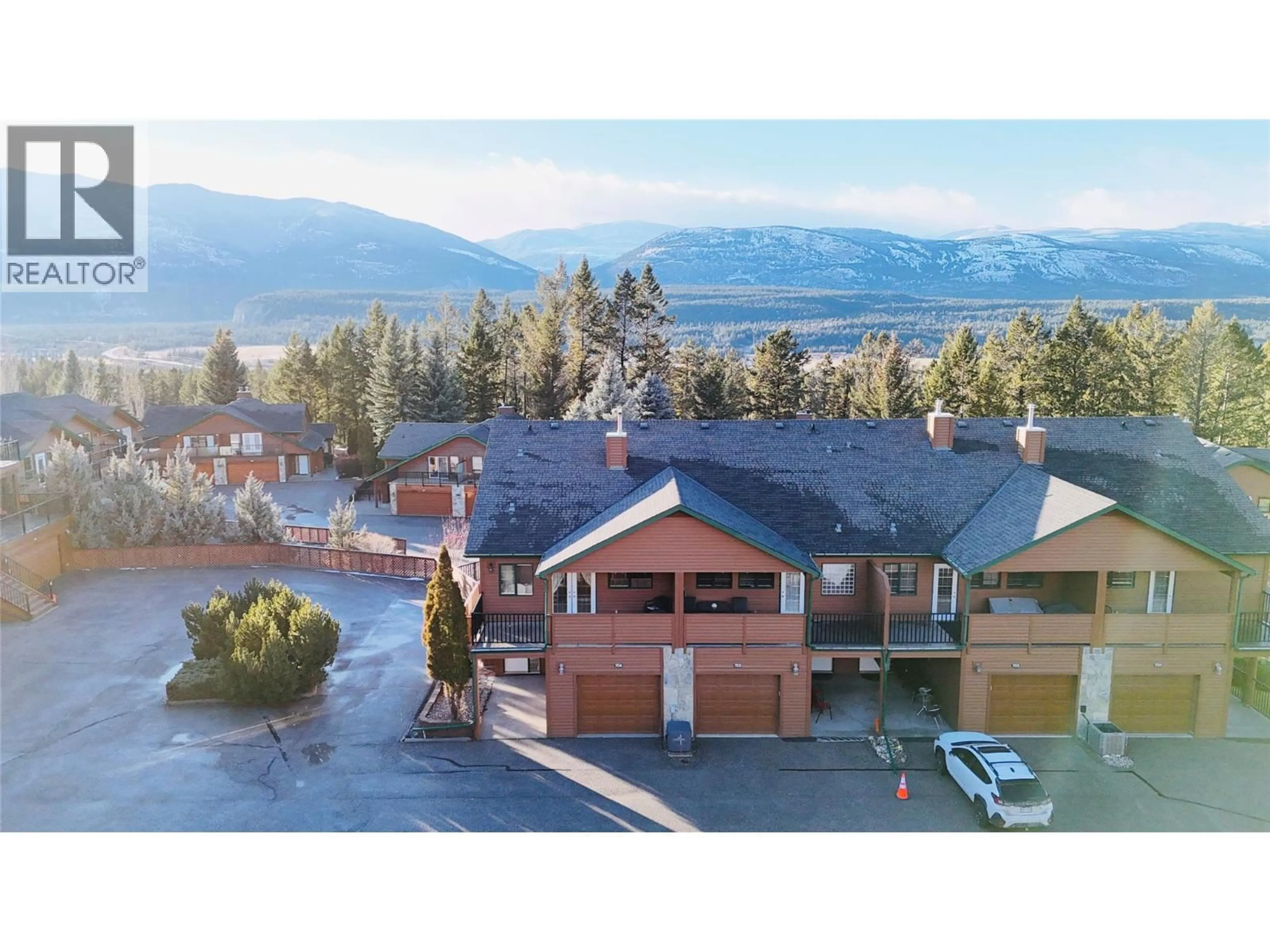 A pic from outside/outdoor area/front of a property/back of a property/a pic from drone, mountain view for 704 - 5201 FAIRWAY DRIVE, Fairmont Hot Springs British Columbia V0B1L1