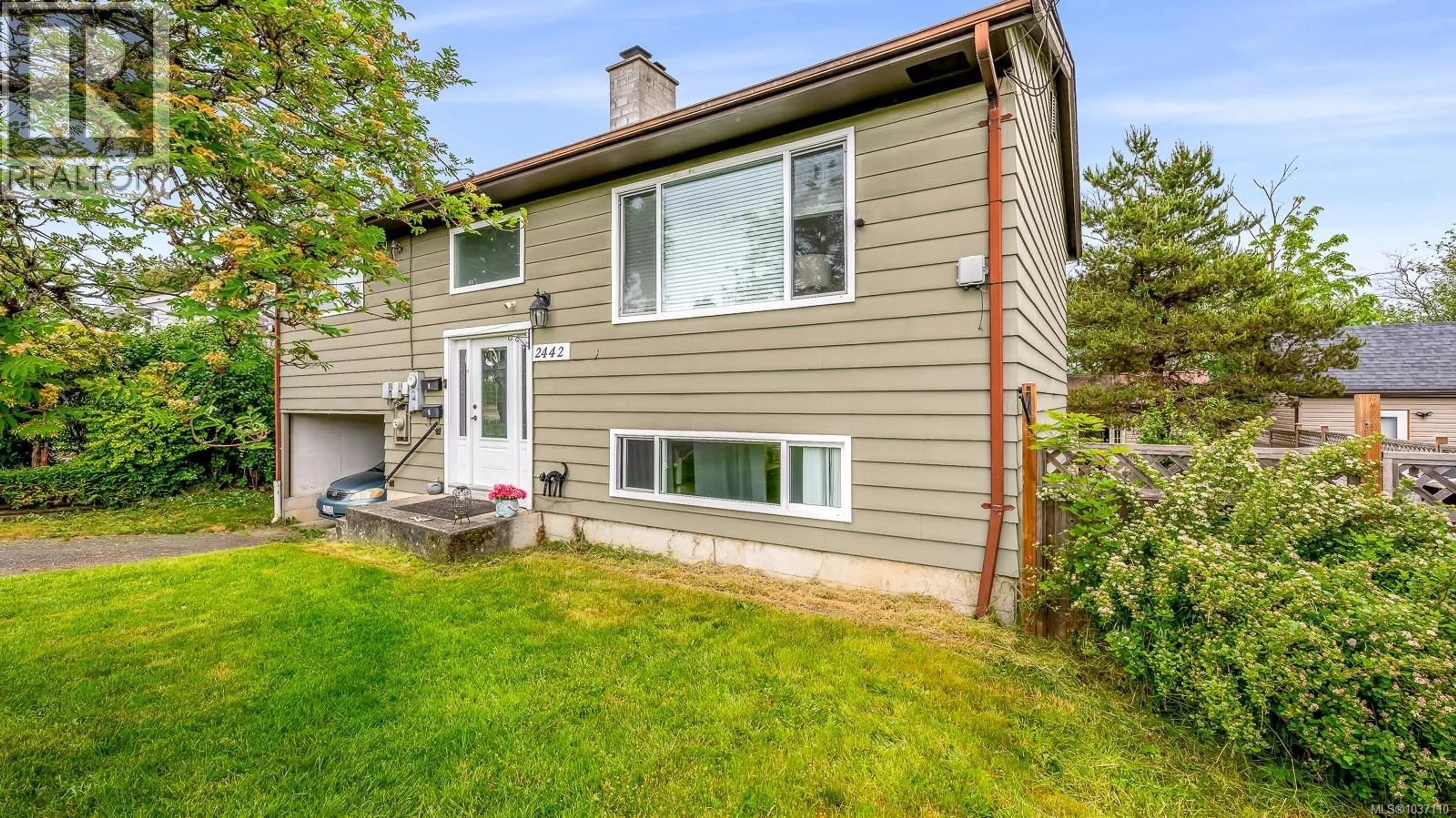 Home with vinyl exterior material, street for 2442 FITZGERALD AVENUE, Courtenay British Columbia V9N8K8