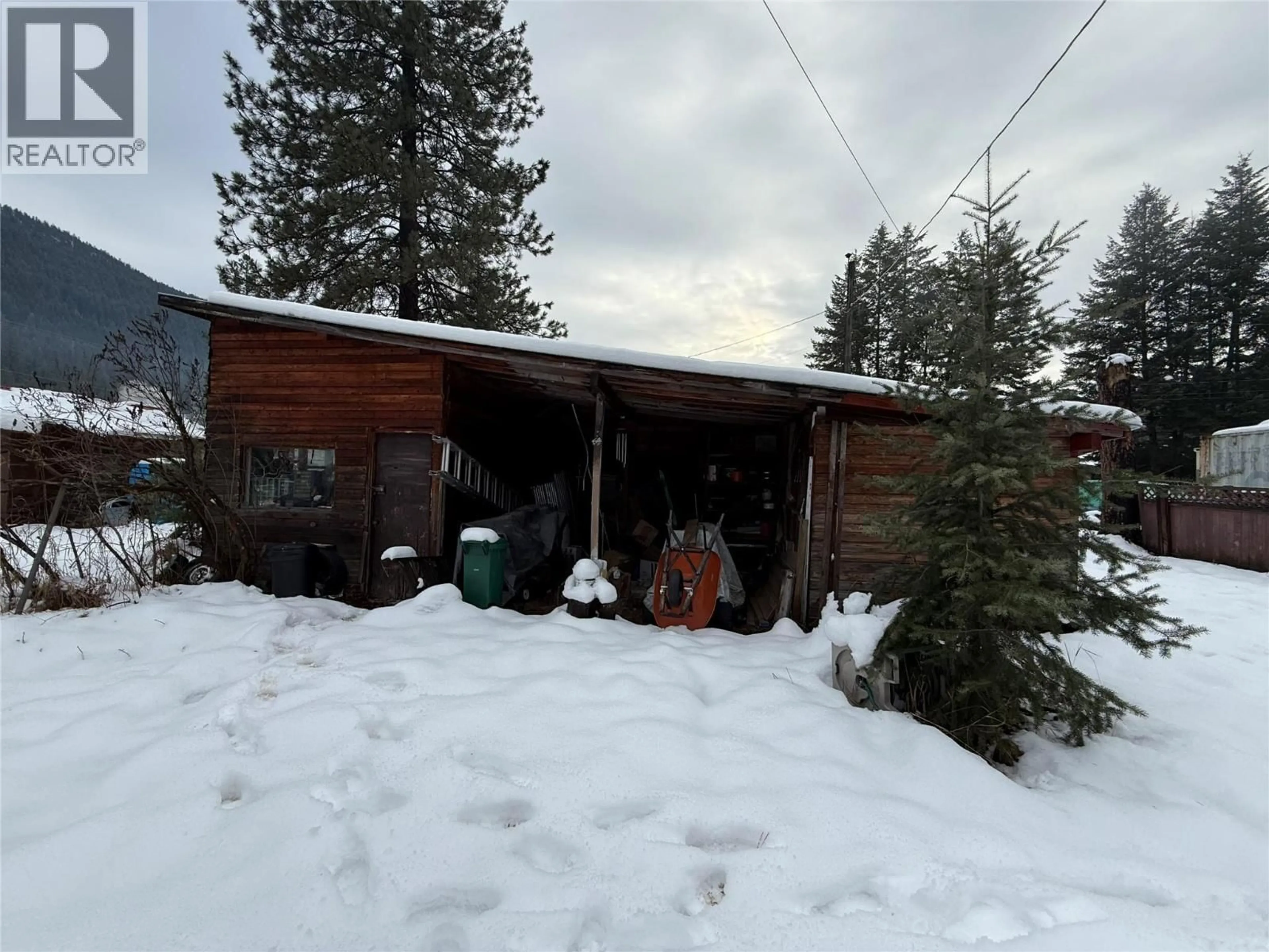 Shed for 5861 33 HIGHWAY, Beaverdell British Columbia V0H1A0