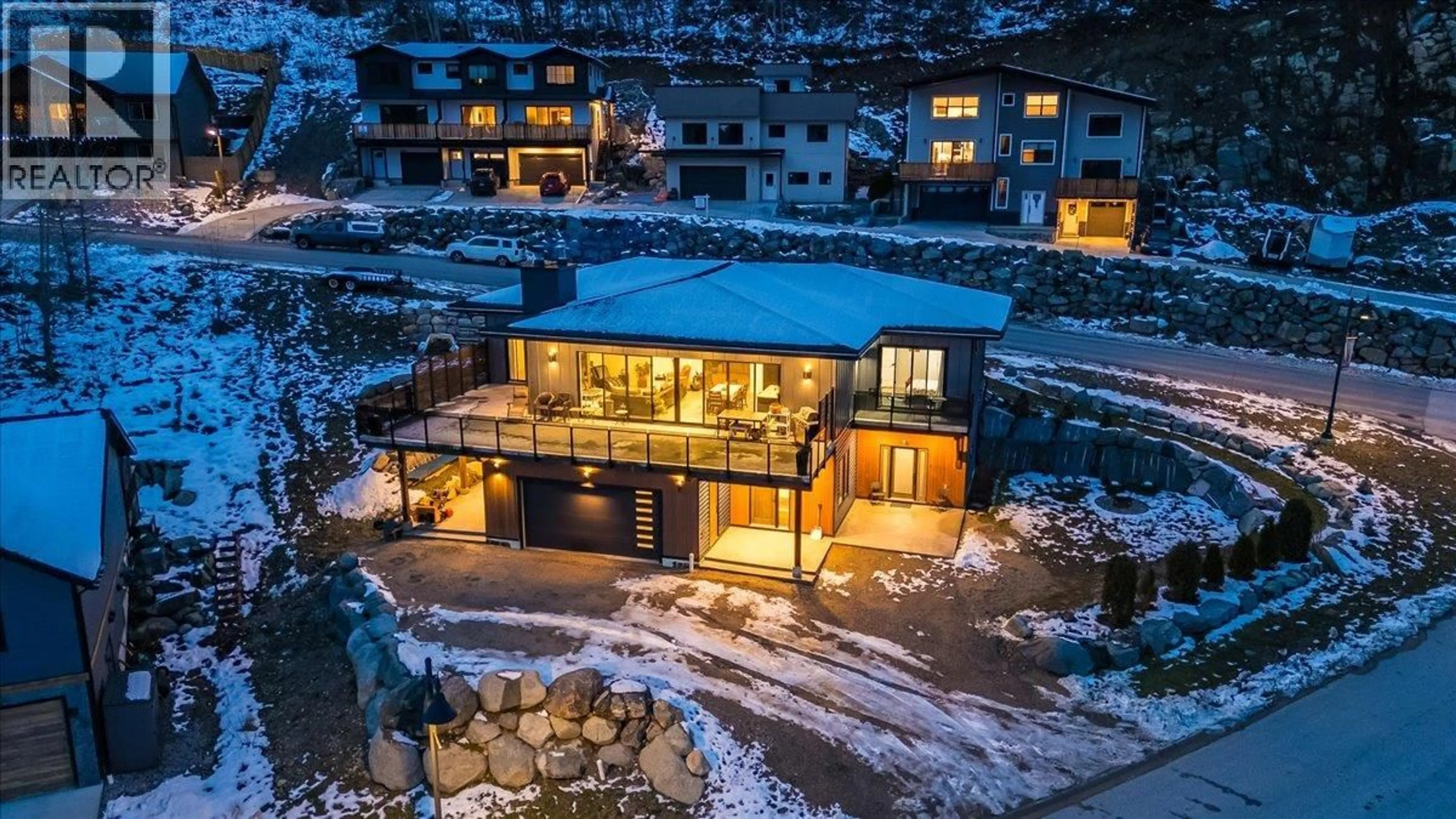 A pic from outside/outdoor area/front of a property/back of a property/a pic from drone, unknown for 941 REDSTONE DRIVE, Rossland British Columbia V0G1Y0