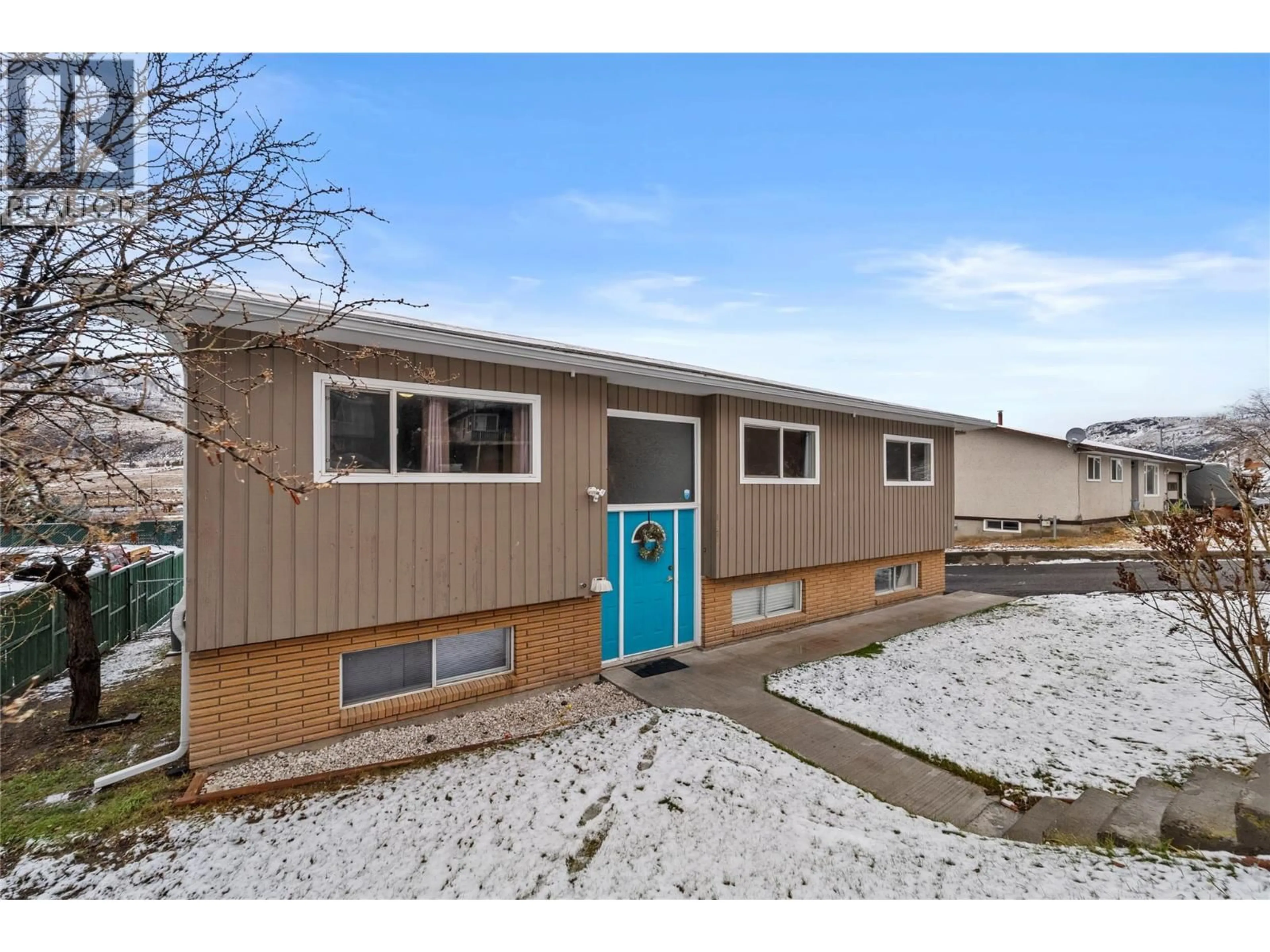 Home with vinyl exterior material, unknown for 1572 VALLEYVIEW DRIVE, Cache Creek British Columbia V0K1H0