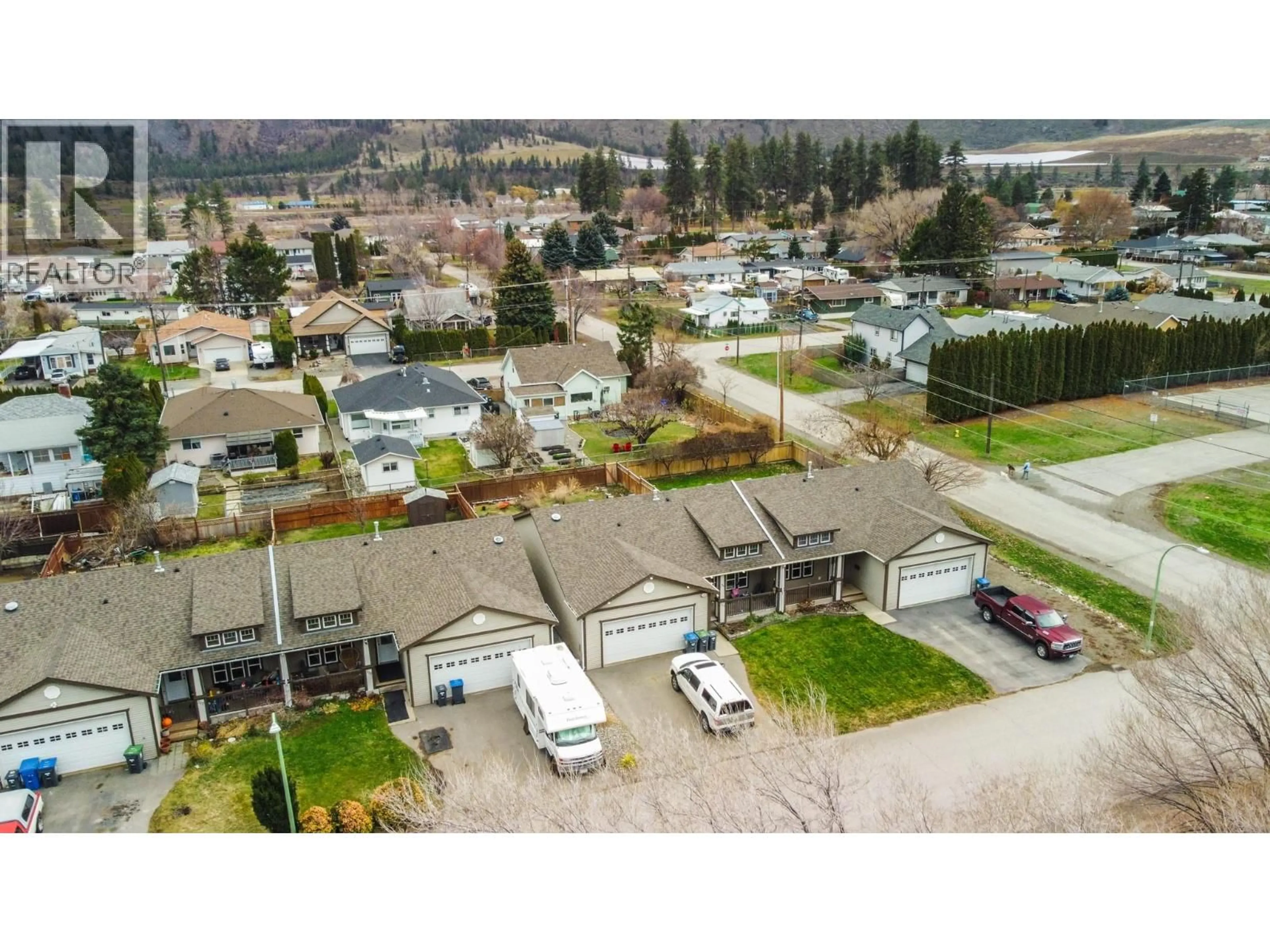 A pic from outside/outdoor area/front of a property/back of a property/a pic from drone, mountain view for 703 9TH AVENUE, Keremeos British Columbia V0X1N3
