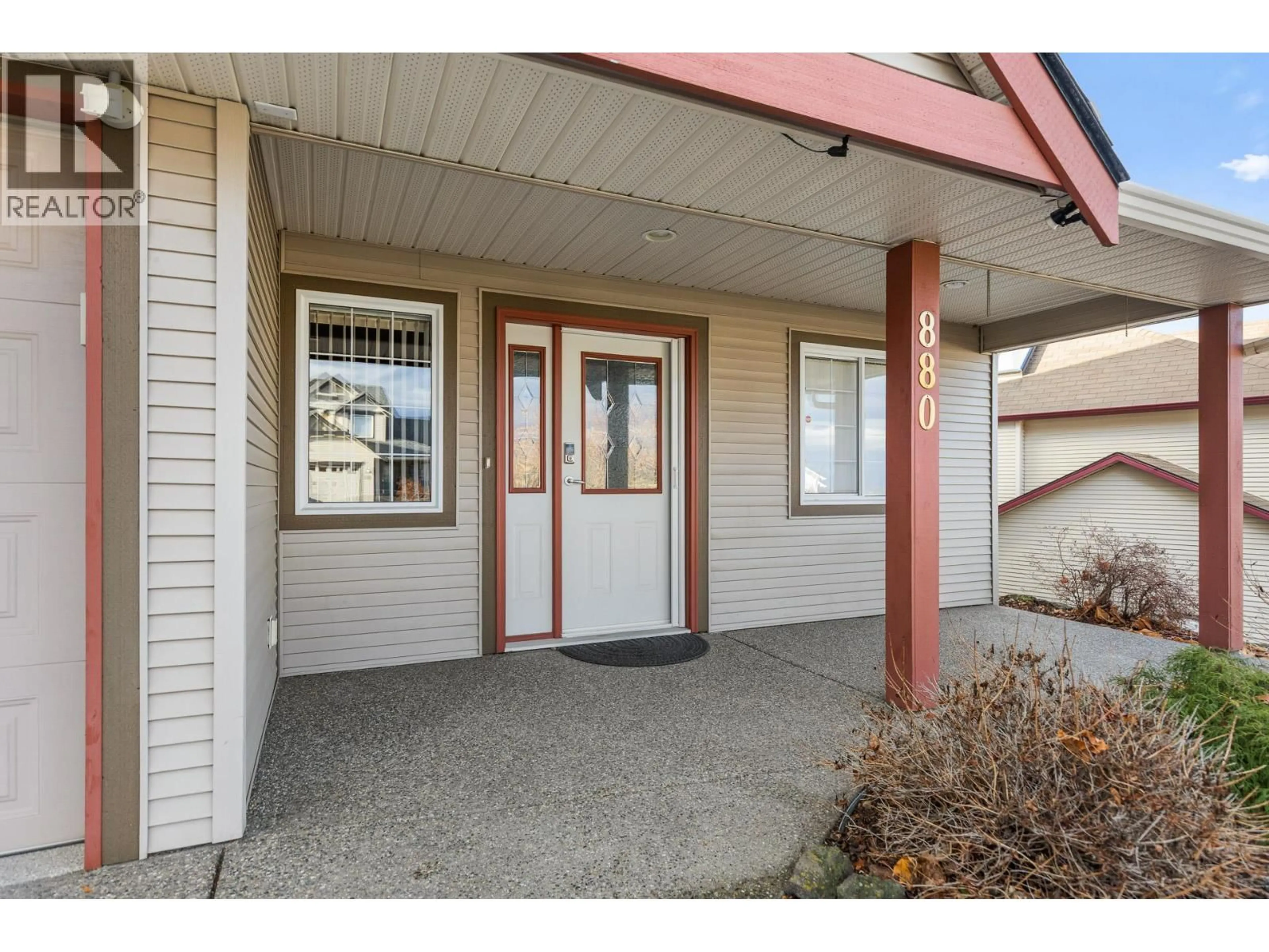 Indoor entryway for 880 MT BULMAN PLACE, Vernon British Columbia V1B2Z3