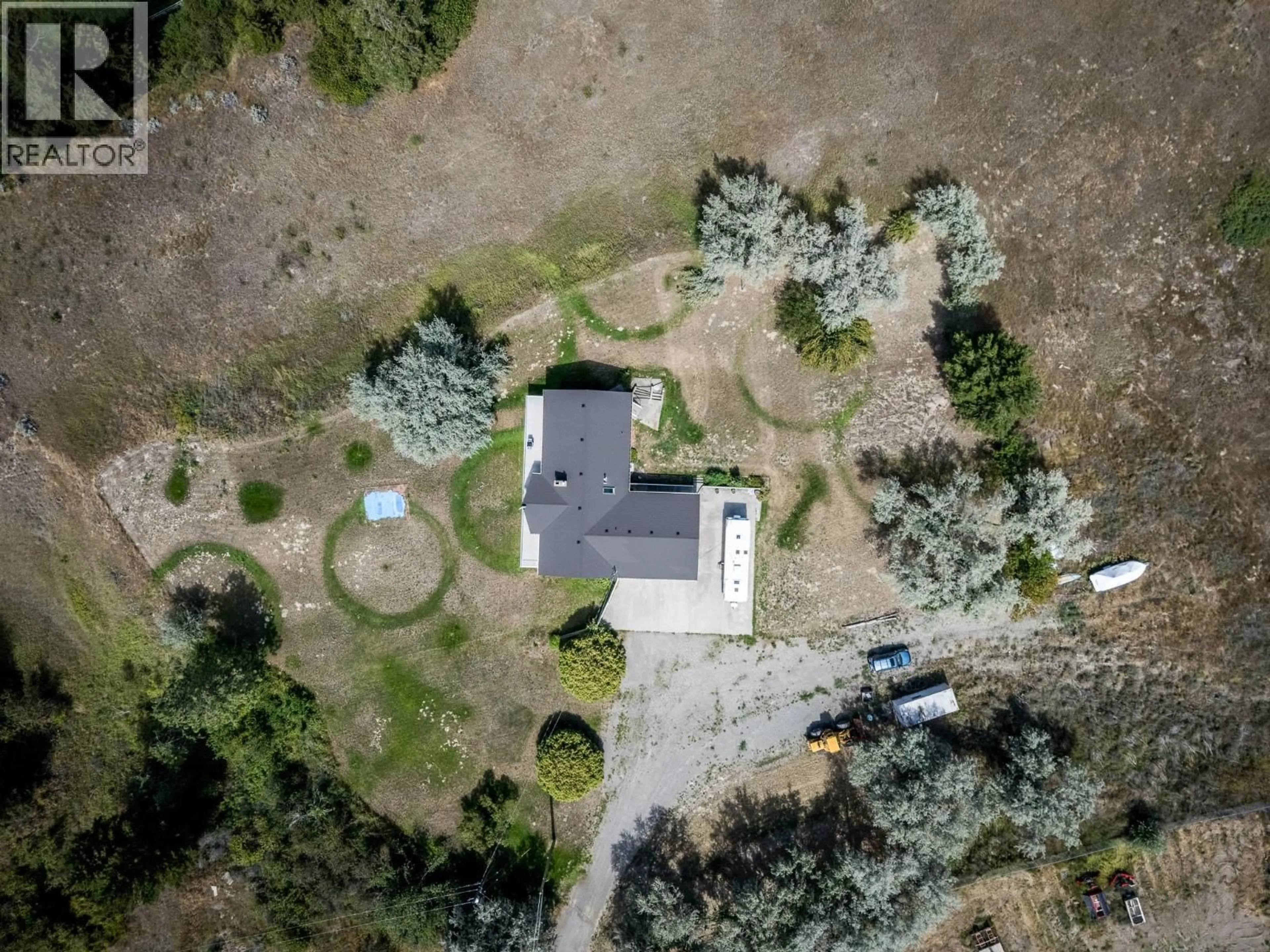 A pic from outside/outdoor area/front of a property/back of a property/a pic from drone, unknown for 1315B HOOK ROAD, Kamloops British Columbia V0E2M0
