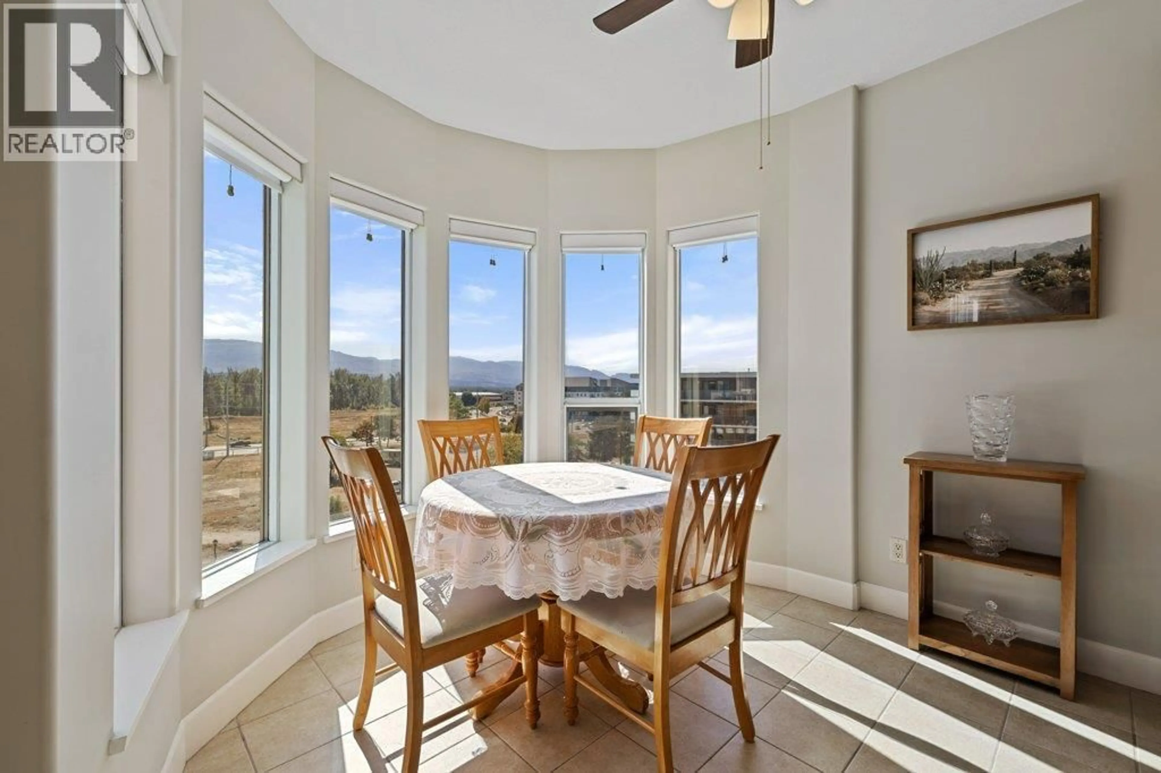 Dining room, ceramic/tile floor for 604 - 1947 UNDERHILL STREET, Kelowna British Columbia V1X7Z5