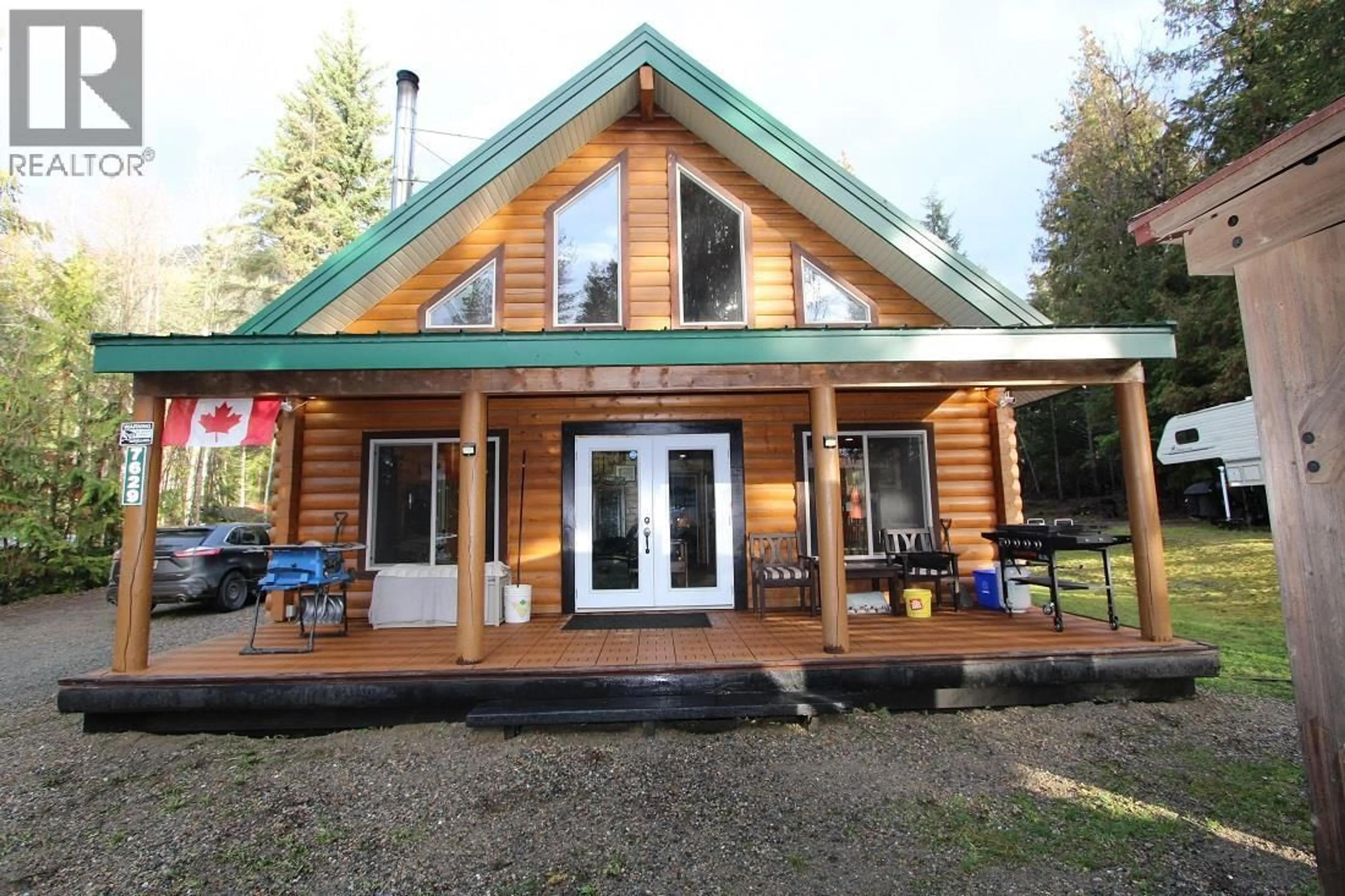 Unknown for 7629 MOUNTAIN DRIVE, Anglemont British Columbia V0E1M8