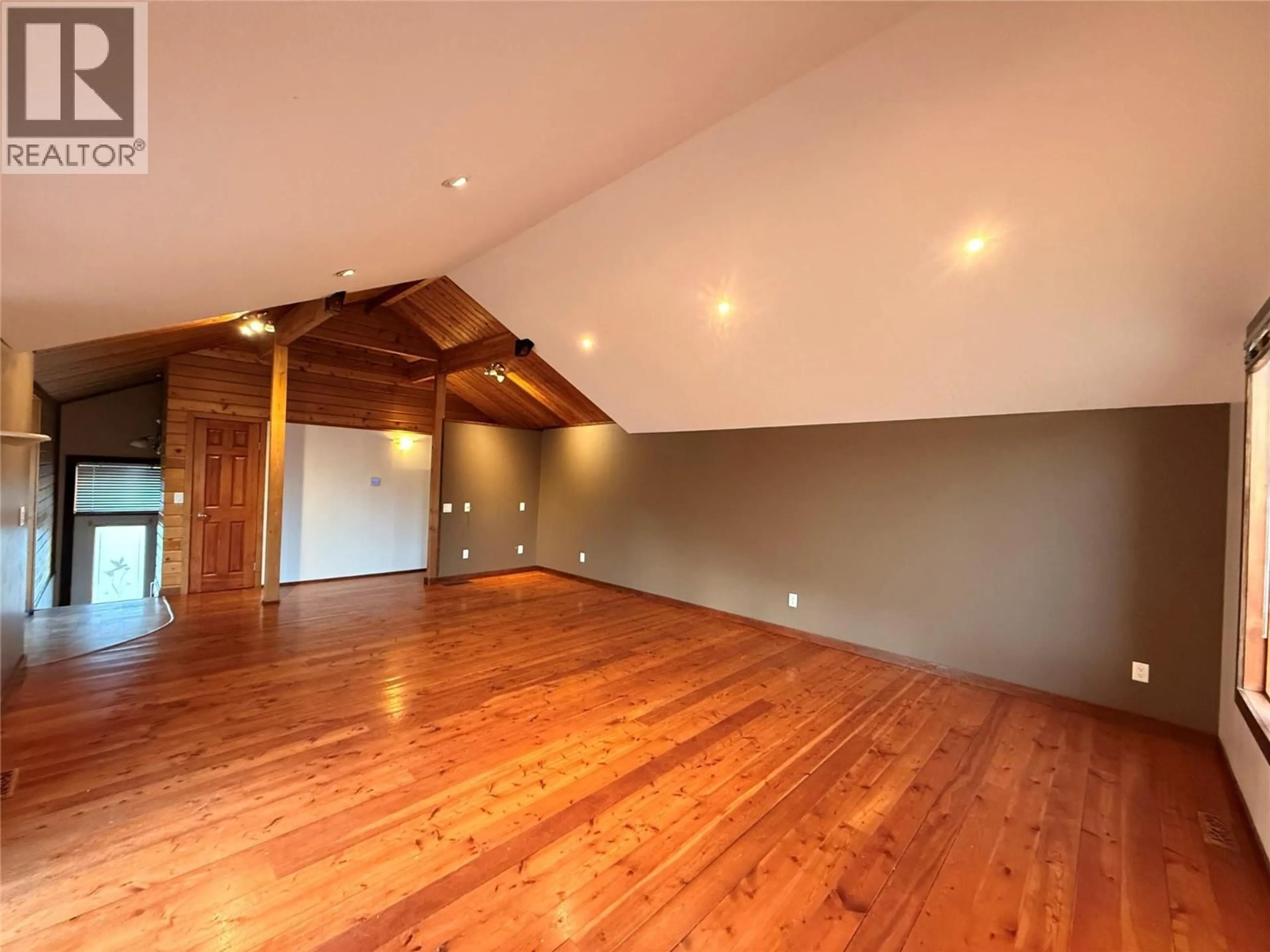 A pic of a room for 9209 WALLIS AVENUE, Wilmer British Columbia V0A1K5