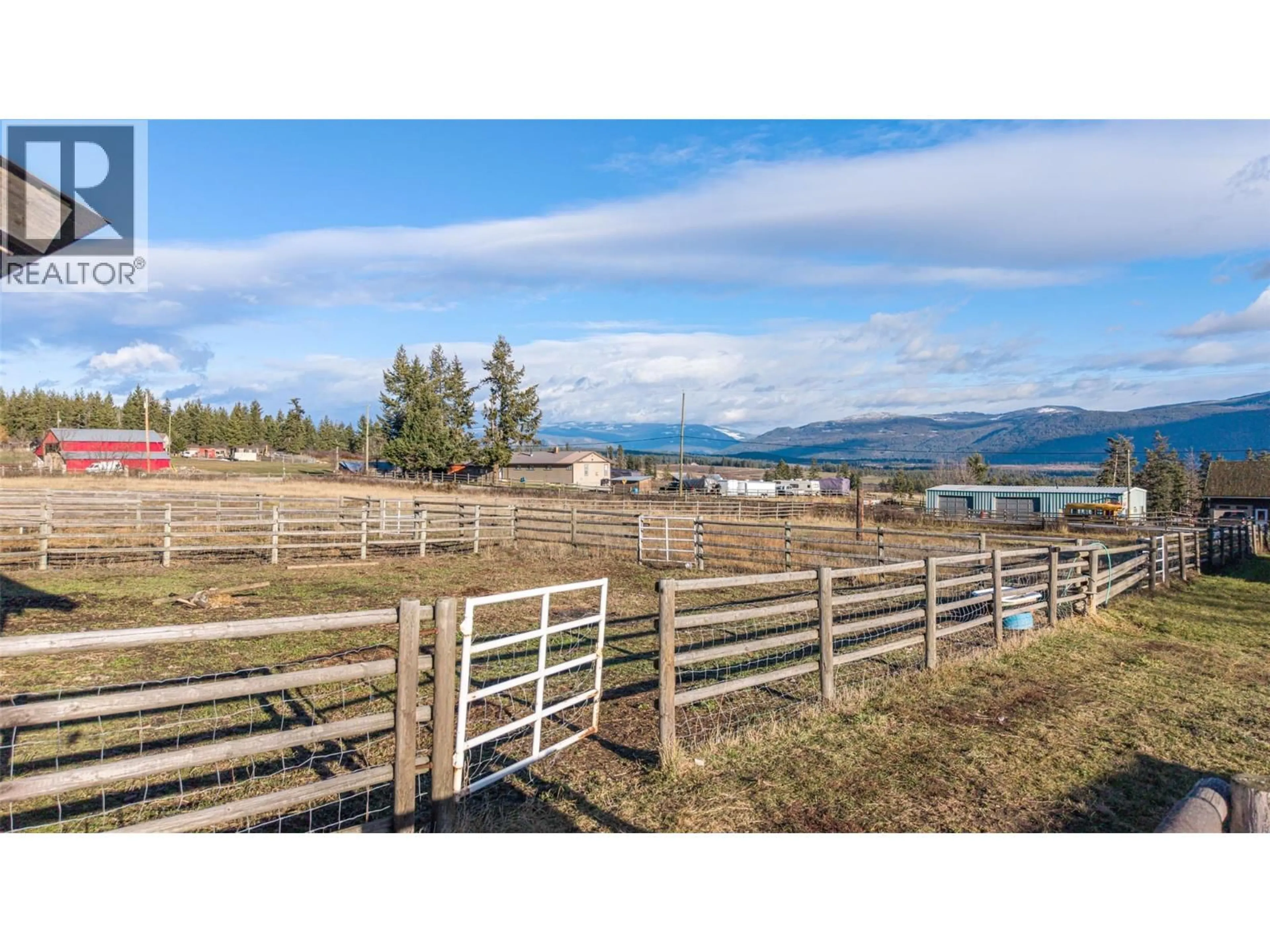 A pic from outside/outdoor area/front of a property/back of a property/a pic from drone, water/lake/river/ocean view for 4435 HALLAM ROAD, Armstrong British Columbia V0E1B0