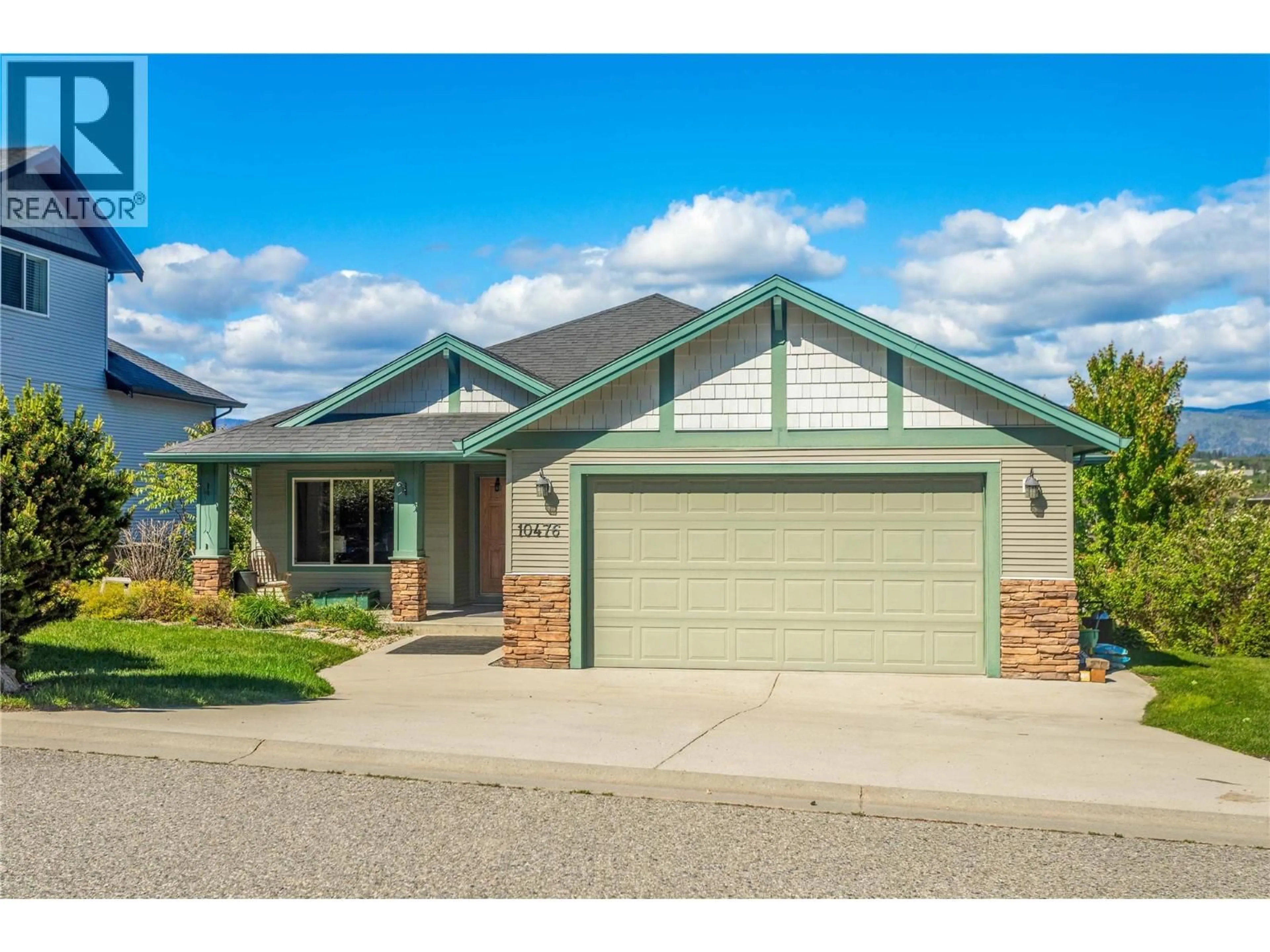 Home with vinyl exterior material, street for 10476 TERESA ROAD, Lake Country British Columbia V4V2N6