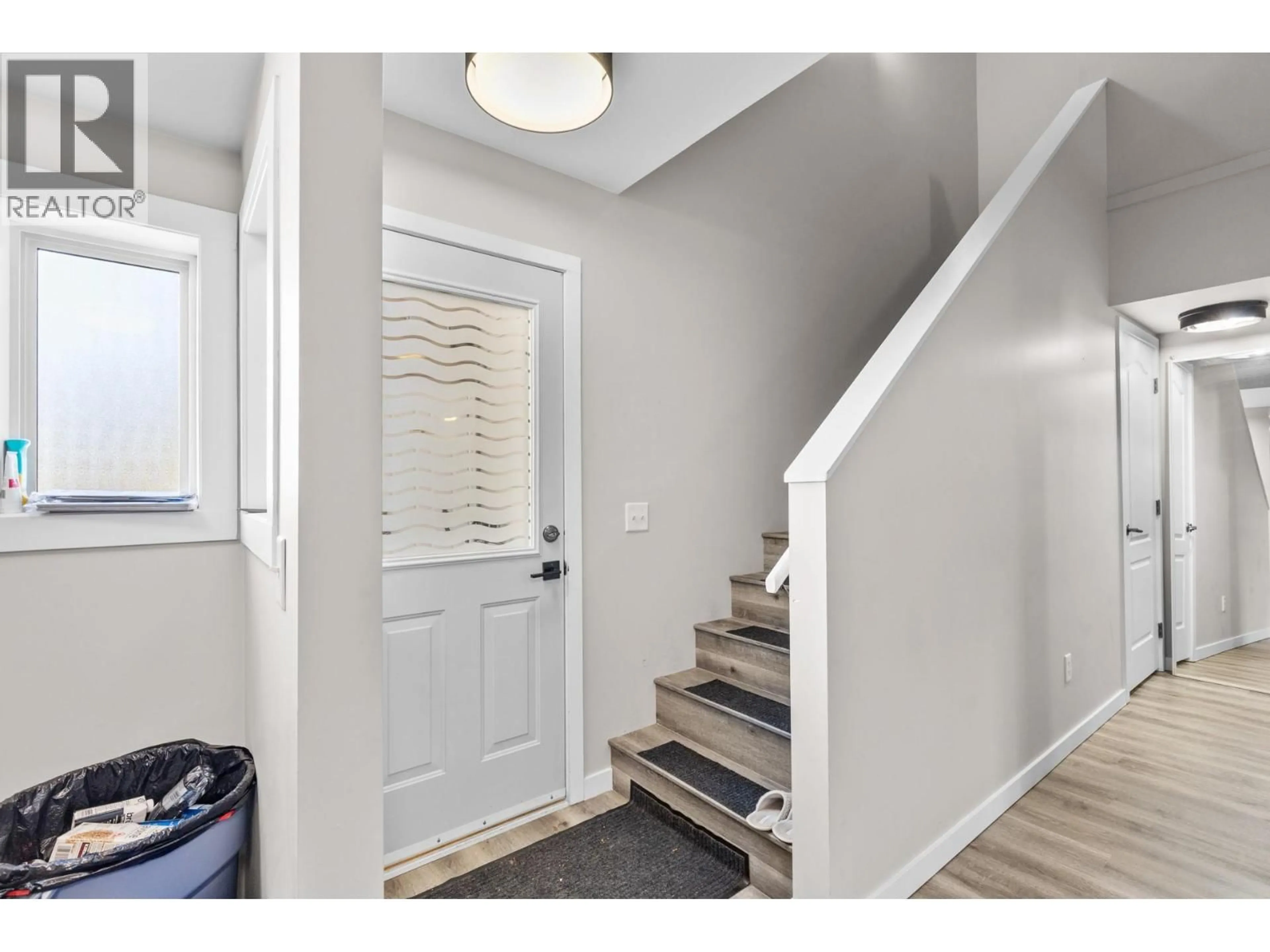 Indoor entryway for 3 - 700 ELLIOT AVENUE, Kelowna British Columbia V1Y5T1