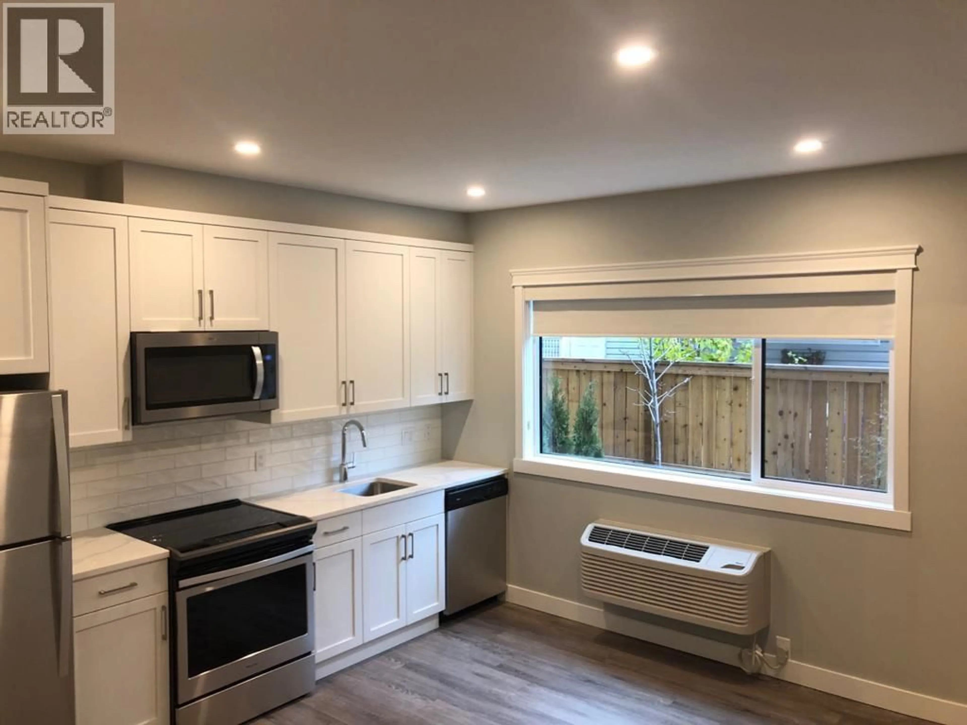 Open concept kitchen, unknown for 24 - 4602 20 STREET, Vernon British Columbia V1T4E5