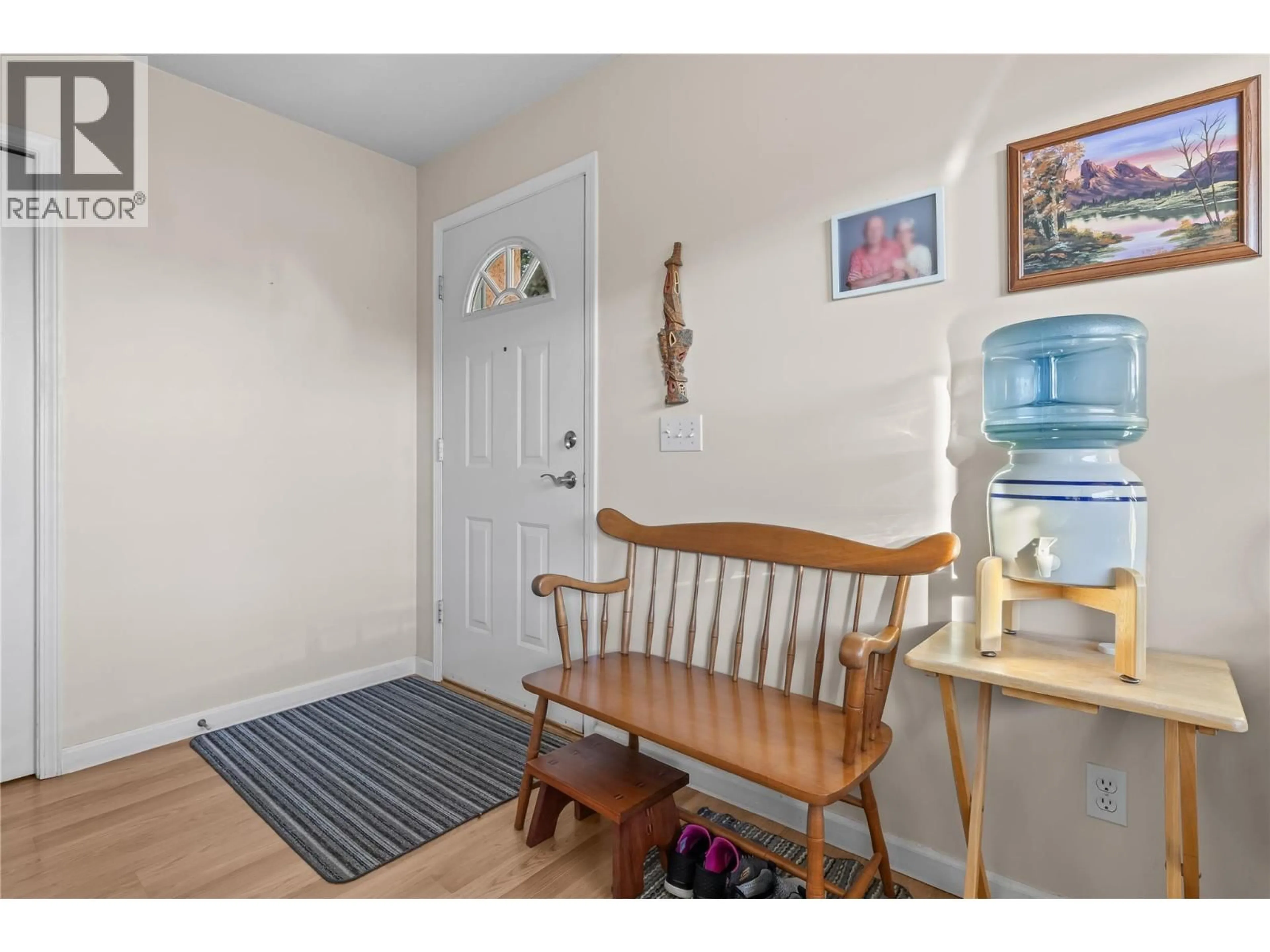 Indoor entryway for 6 - 2433 INGRAM ROAD, West Kelowna British Columbia V4T1L5