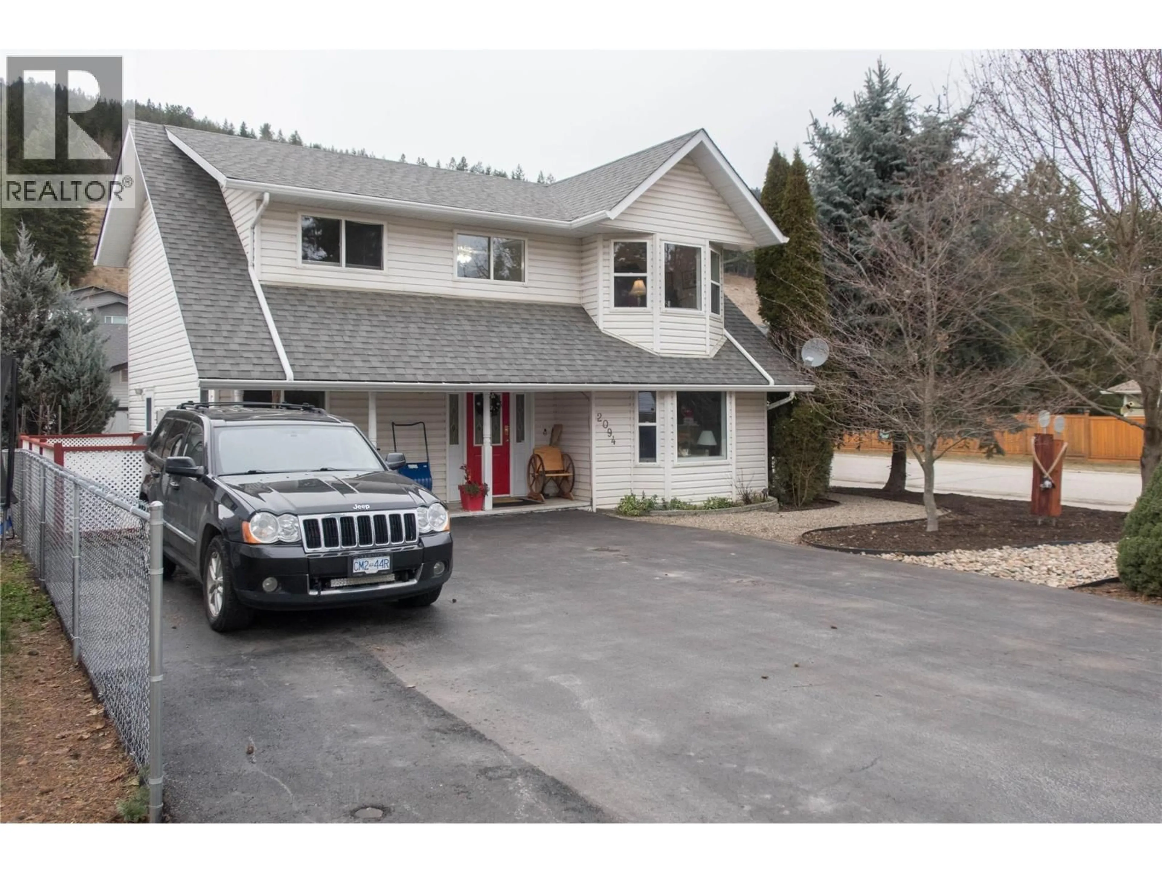 Unknown for 2094 SADDLEVIEW AVENUE, Lumby British Columbia V0E2G0