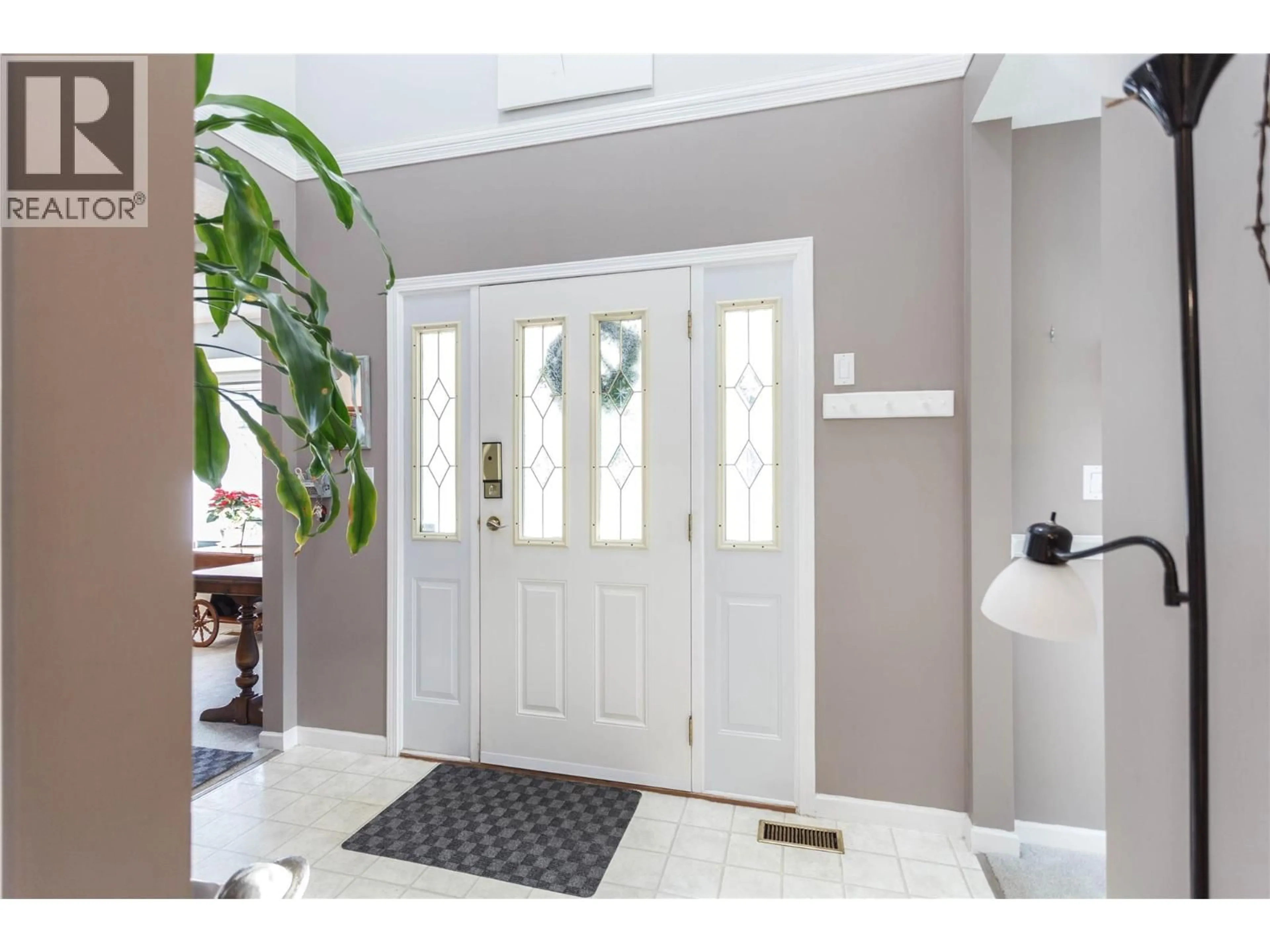 Indoor entryway for 2094 SADDLEVIEW AVENUE, Lumby British Columbia V0E2G0