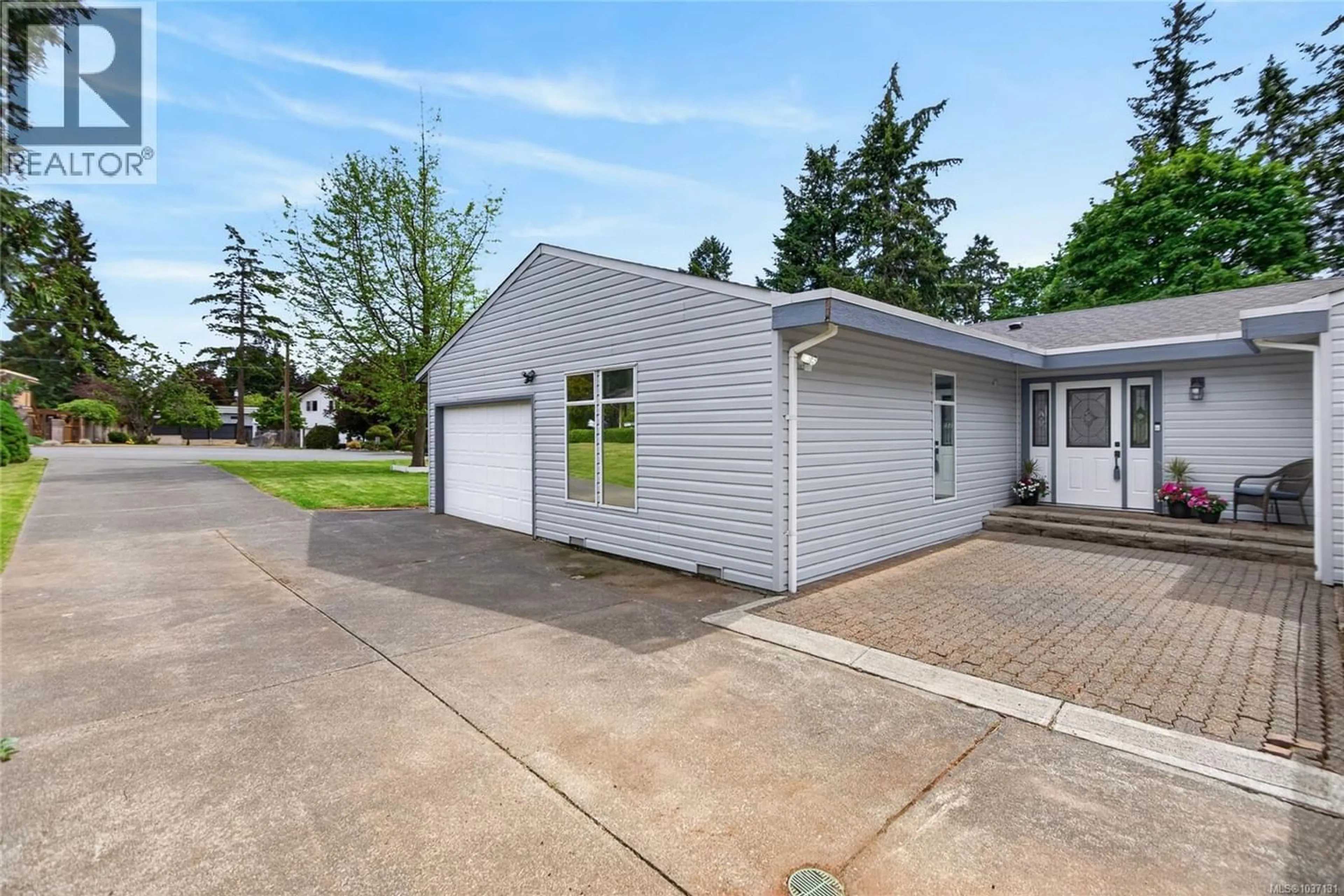 Unknown for 375 GEORGIA COURT, Comox British Columbia V9M2W2