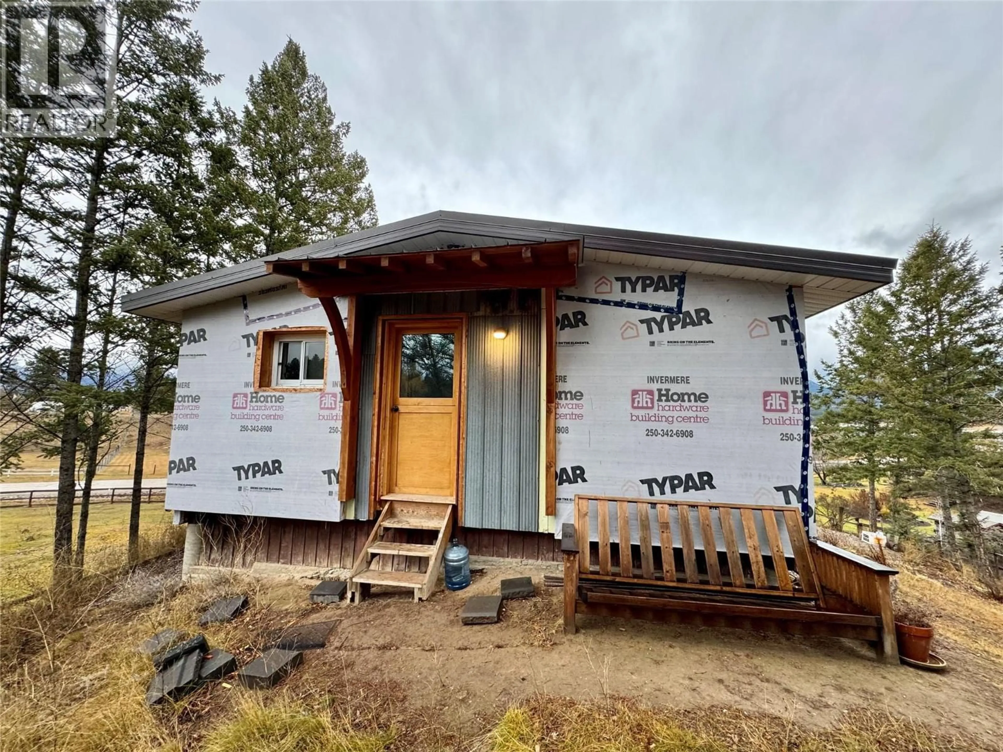 Home with vinyl exterior material, building for 4549 RUSHMERE ROAD, Invermere British Columbia V0A1K0