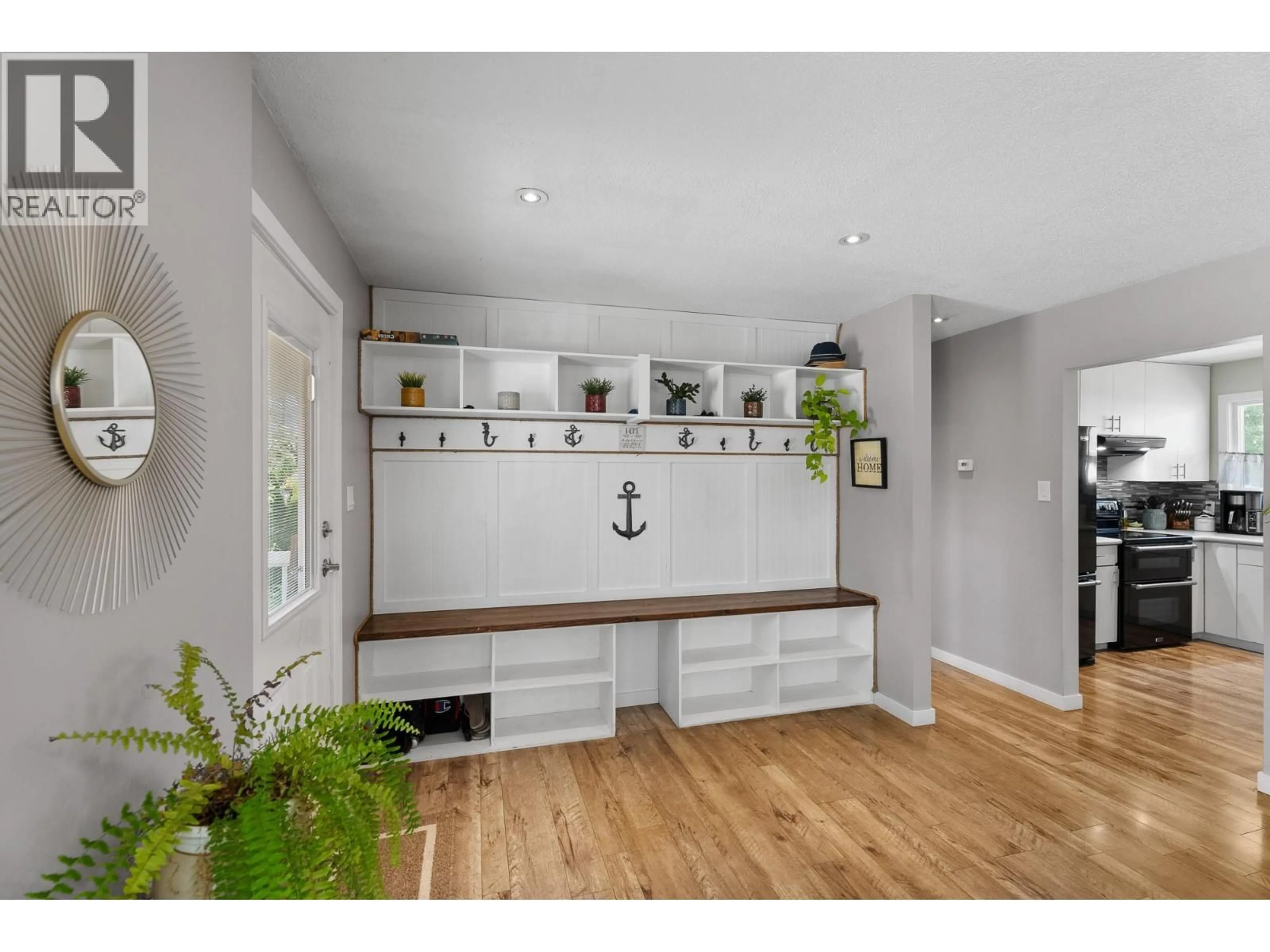 Indoor entryway for 2701 LANGSTAFF PLACE, Merritt British Columbia V1K1E8