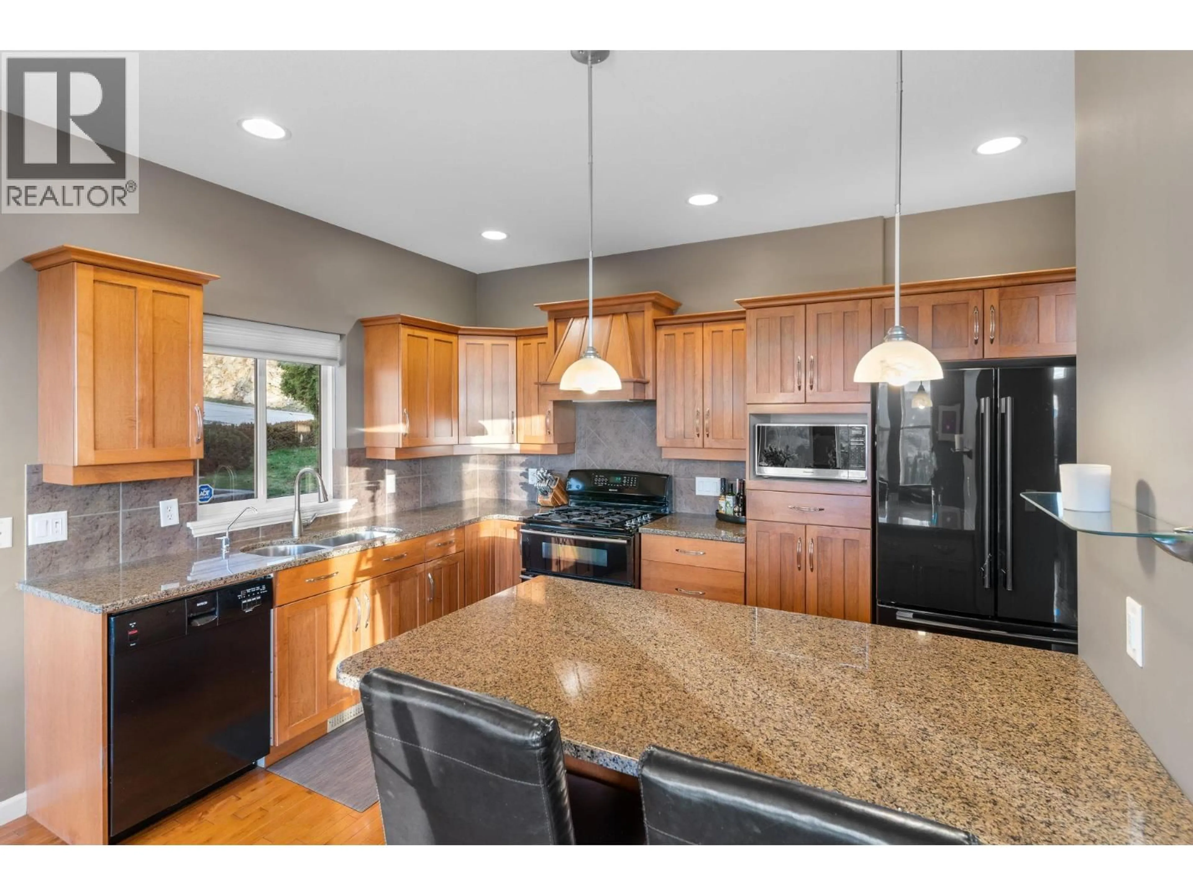 Open concept kitchen, ceramic/tile floor for 3582 CAMELBACK DRIVE, Kelowna British Columbia V1X8A7