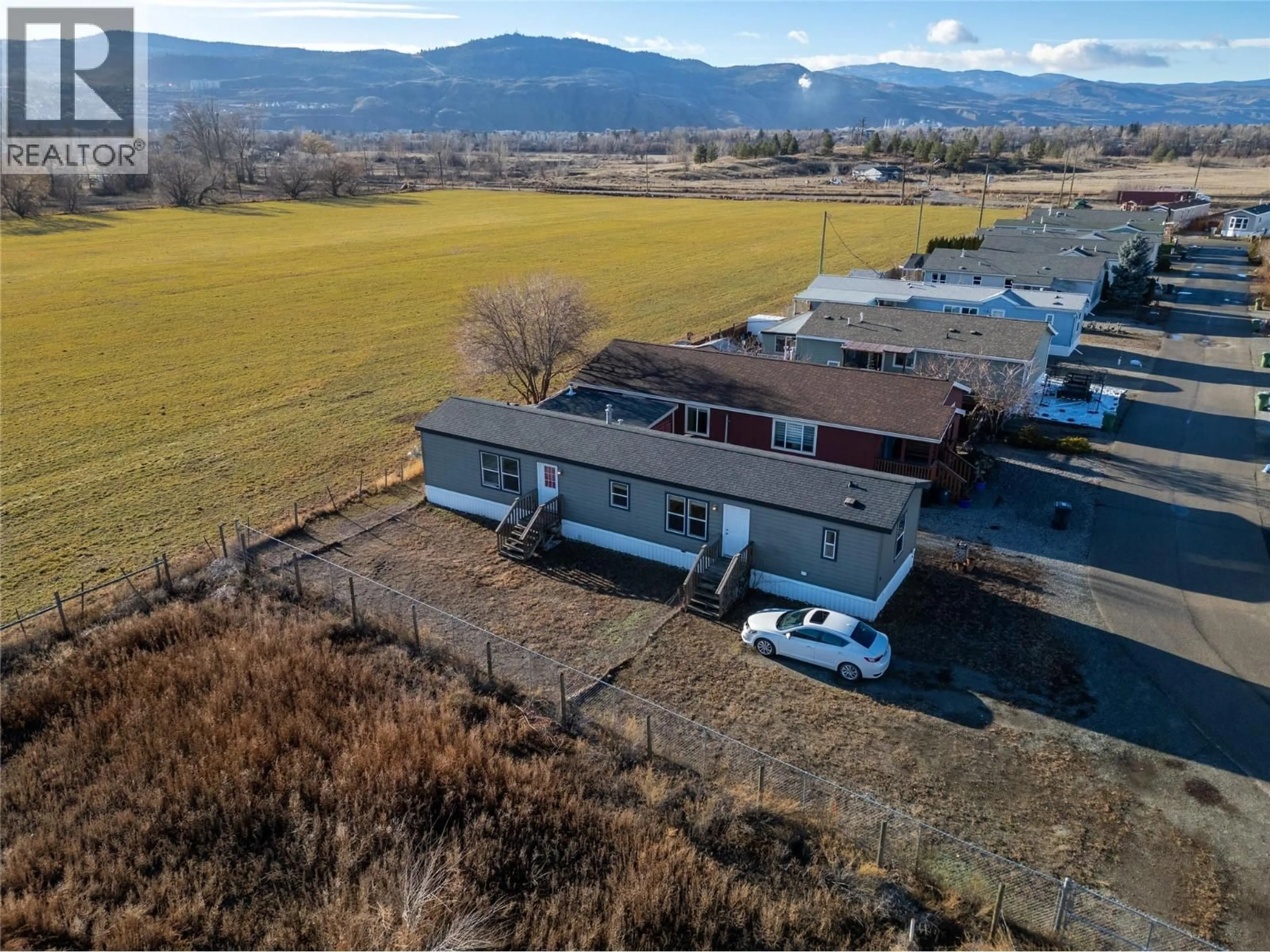 A pic from outside/outdoor area/front of a property/back of a property/a pic from drone, mountain view for 26 - 1263 KOOTENAY WAY ROAD, Kamloops British Columbia V2H0C5