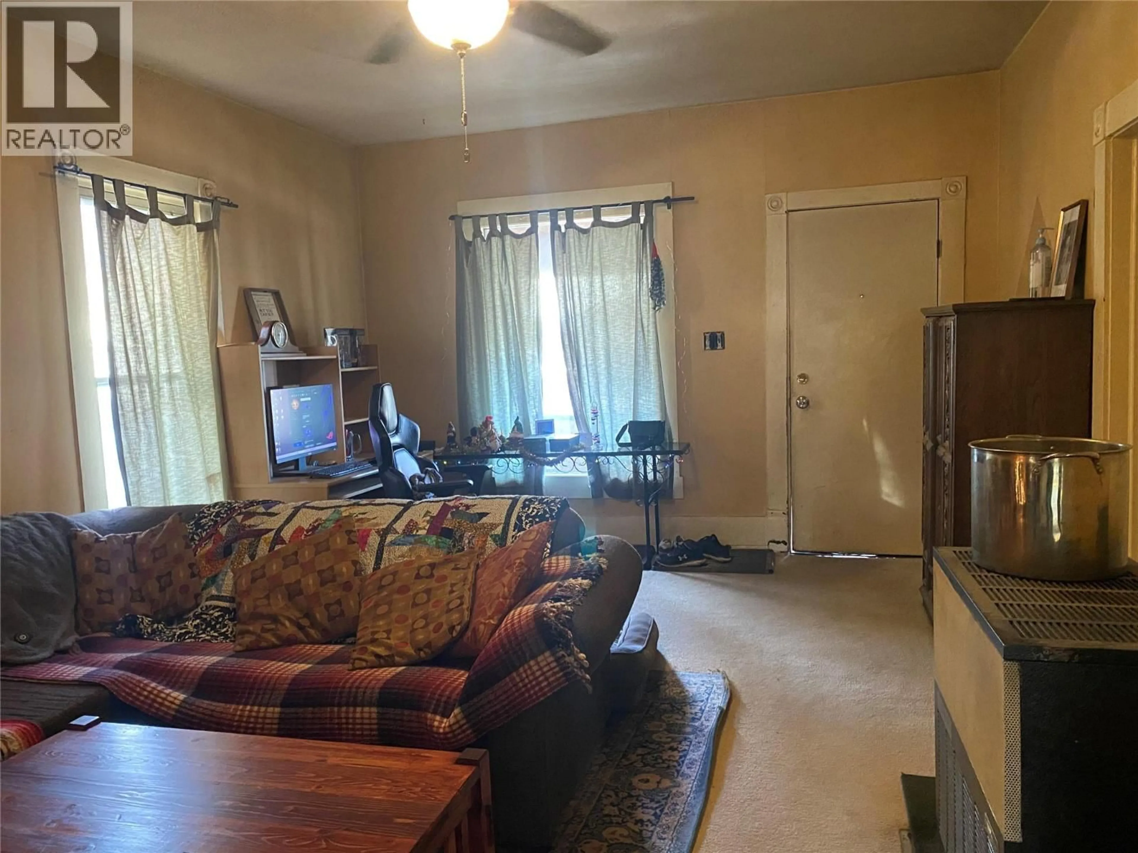 A pic of a room for 7347 9TH STREET, Grand Forks British Columbia V0H1H0