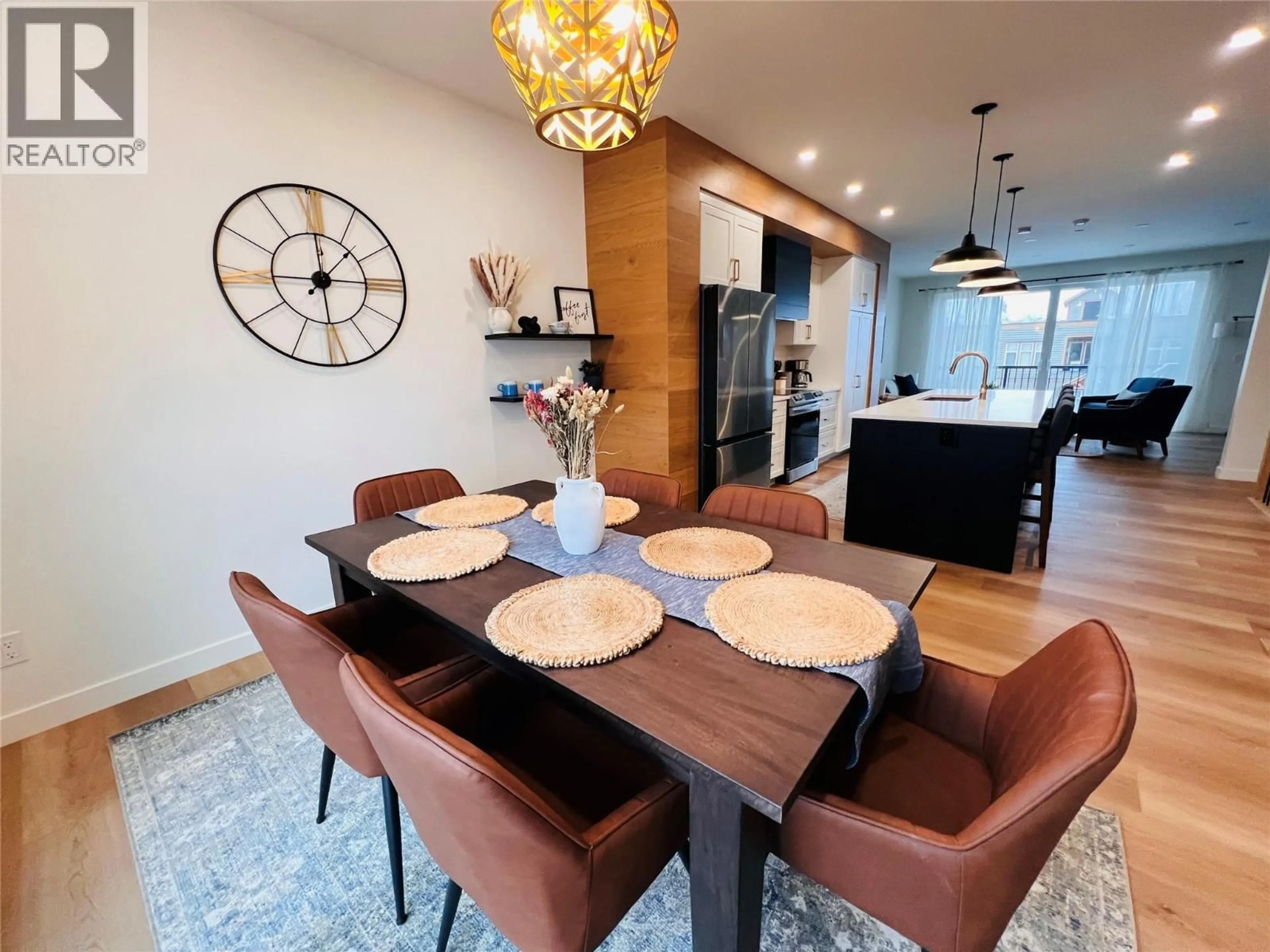 Open concept kitchen, unknown for 403 - 510 14TH STREET, Invermere British Columbia V0A1K0