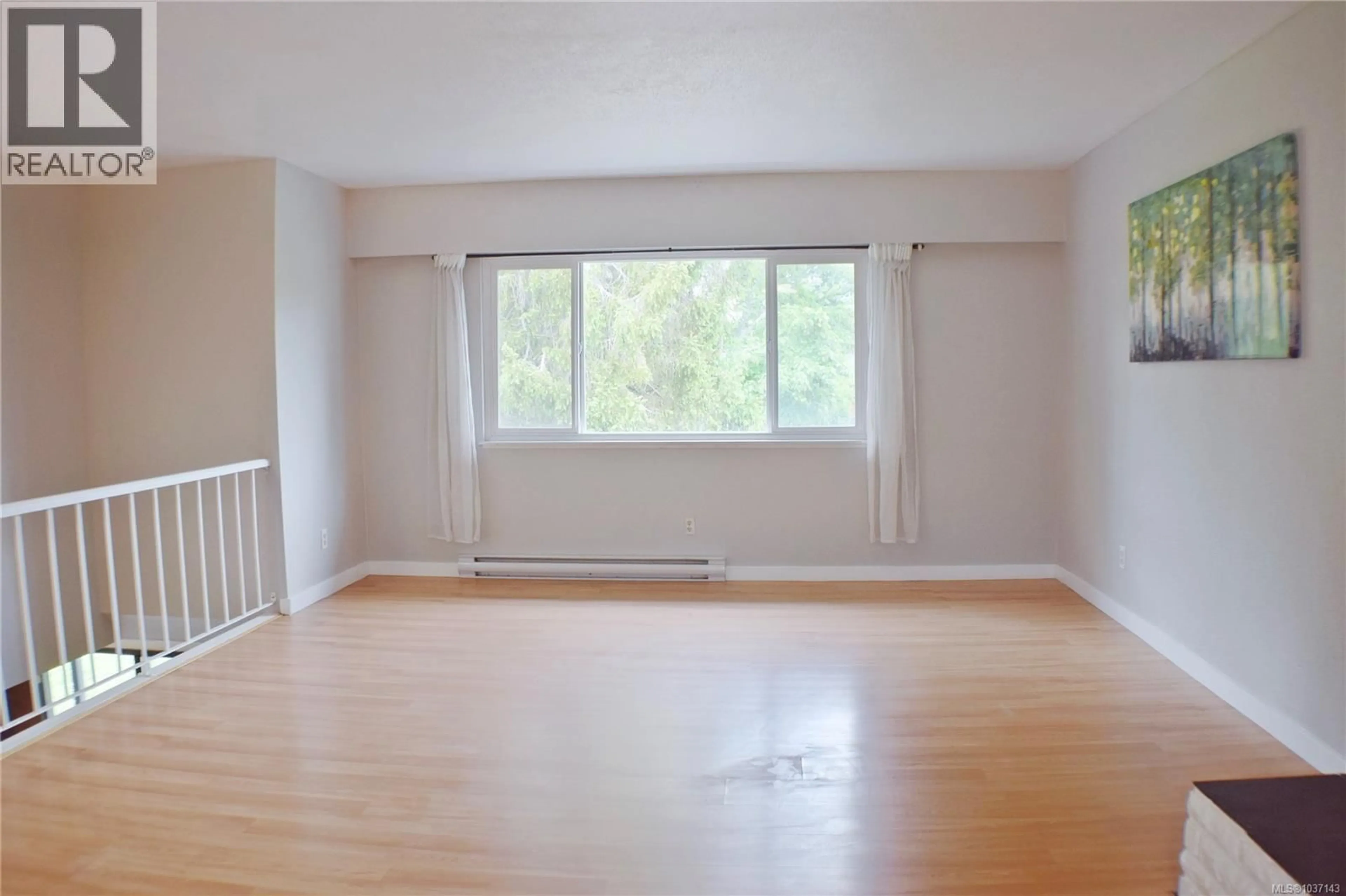 A pic of a room for 1825 FAIRHURST AVENUE, Saanich British Columbia V8N1P5