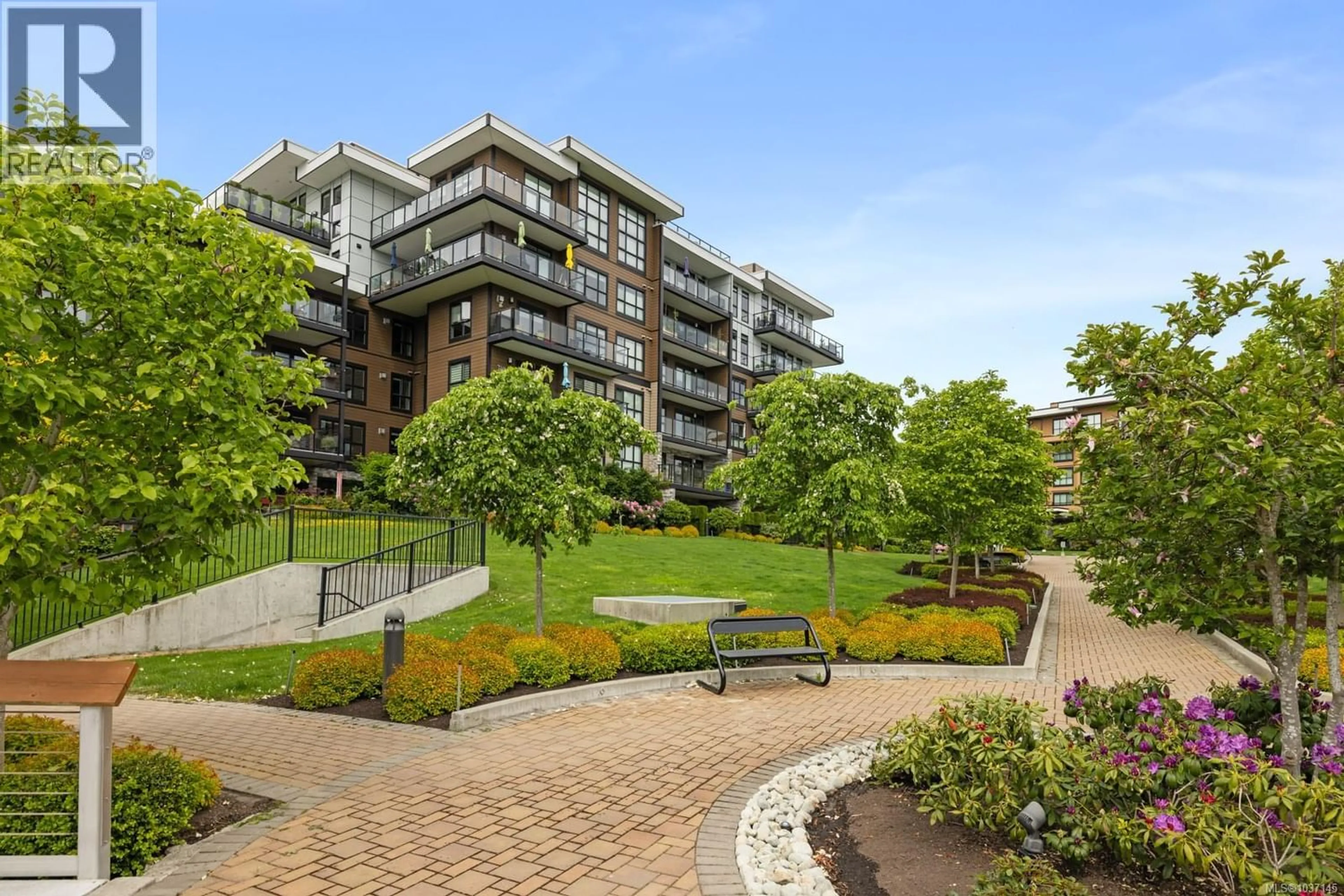 Unknown for 104 - 741 TRAVINO LANE, Saanich British Columbia V8Z0G3