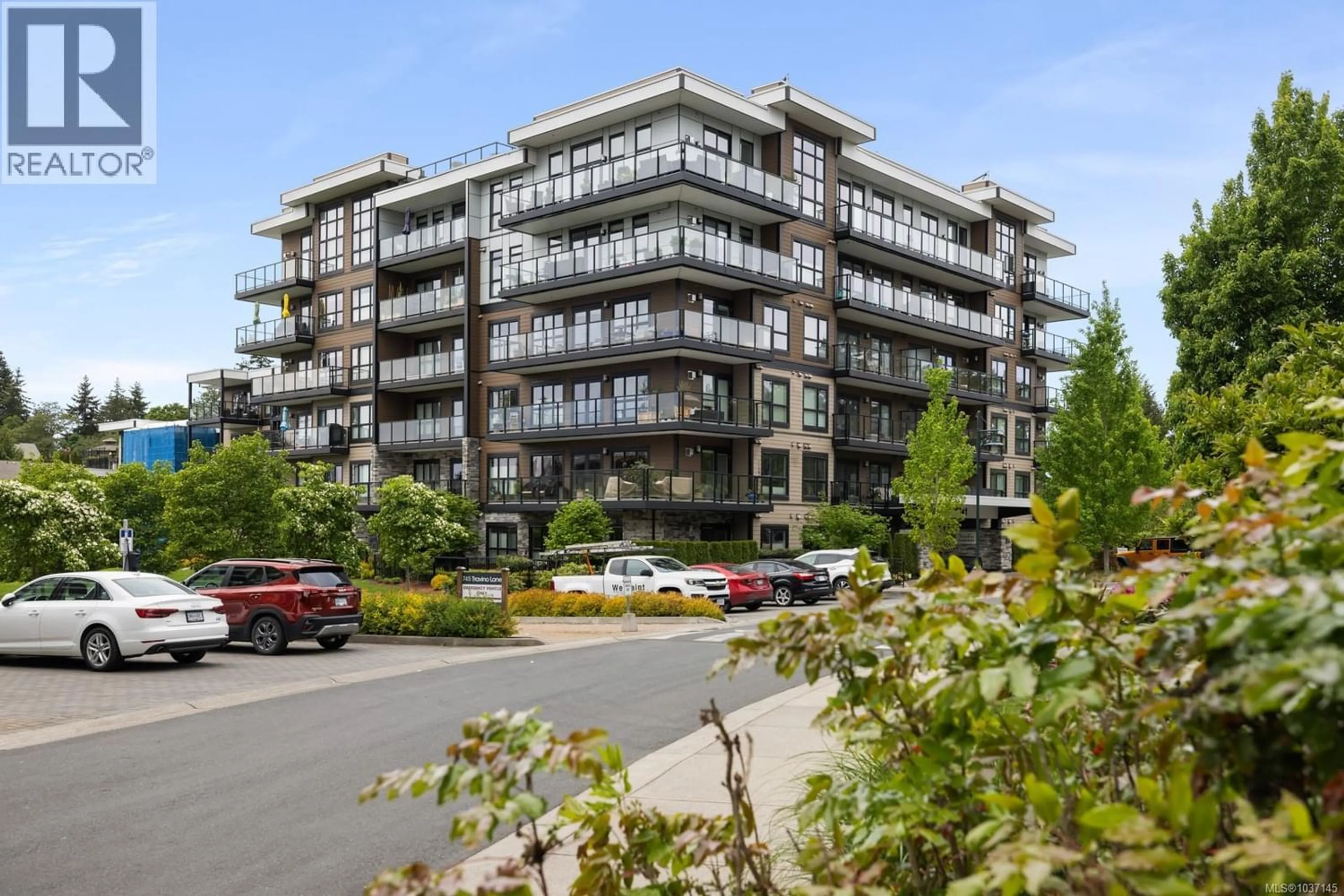 Unknown for 104 - 741 TRAVINO LANE, Saanich British Columbia V8Z0G3