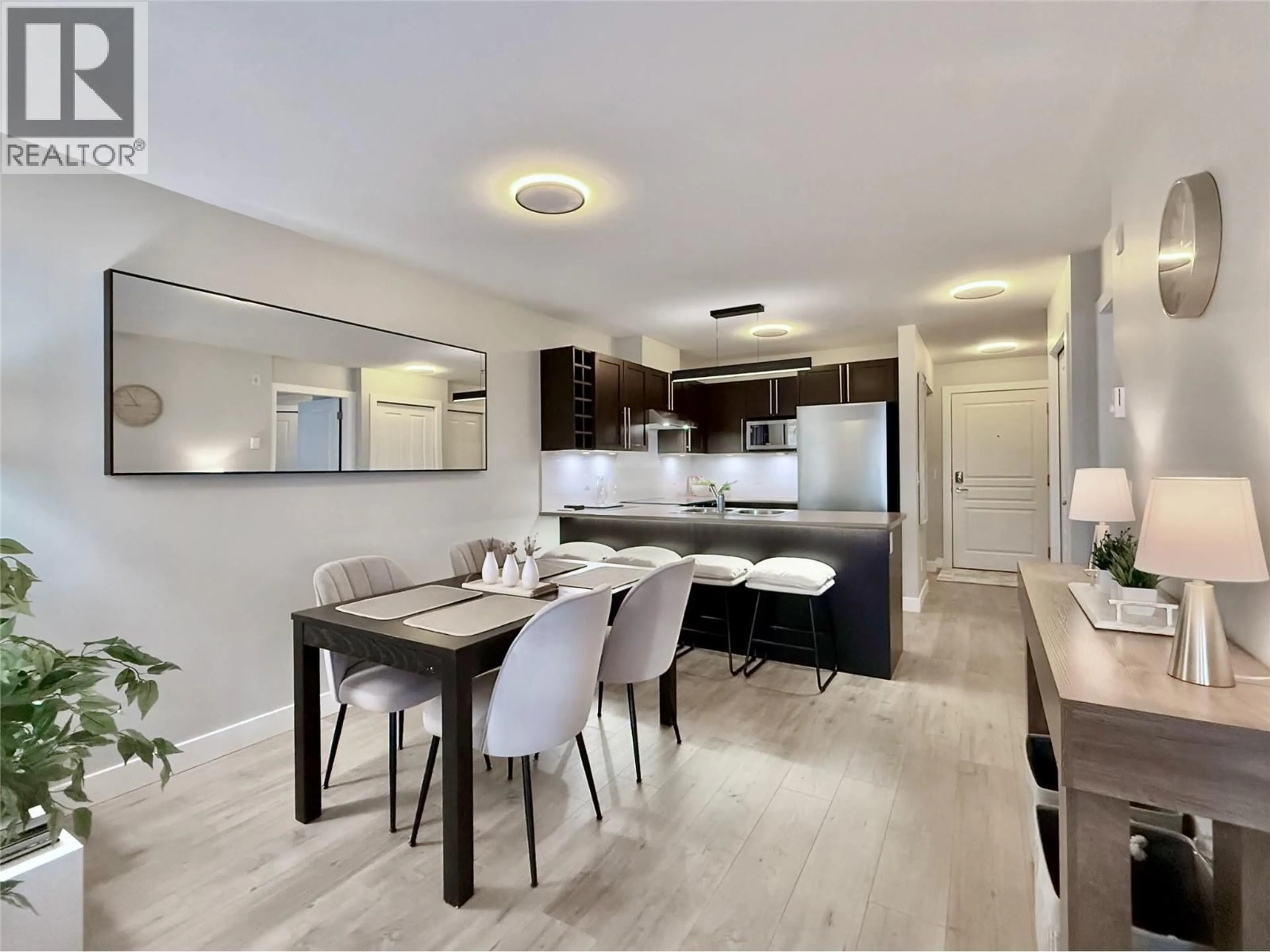 Open concept kitchen, unknown for 324 - 1099 SUNSET DRIVE, Kelowna British Columbia V1Y9Z2