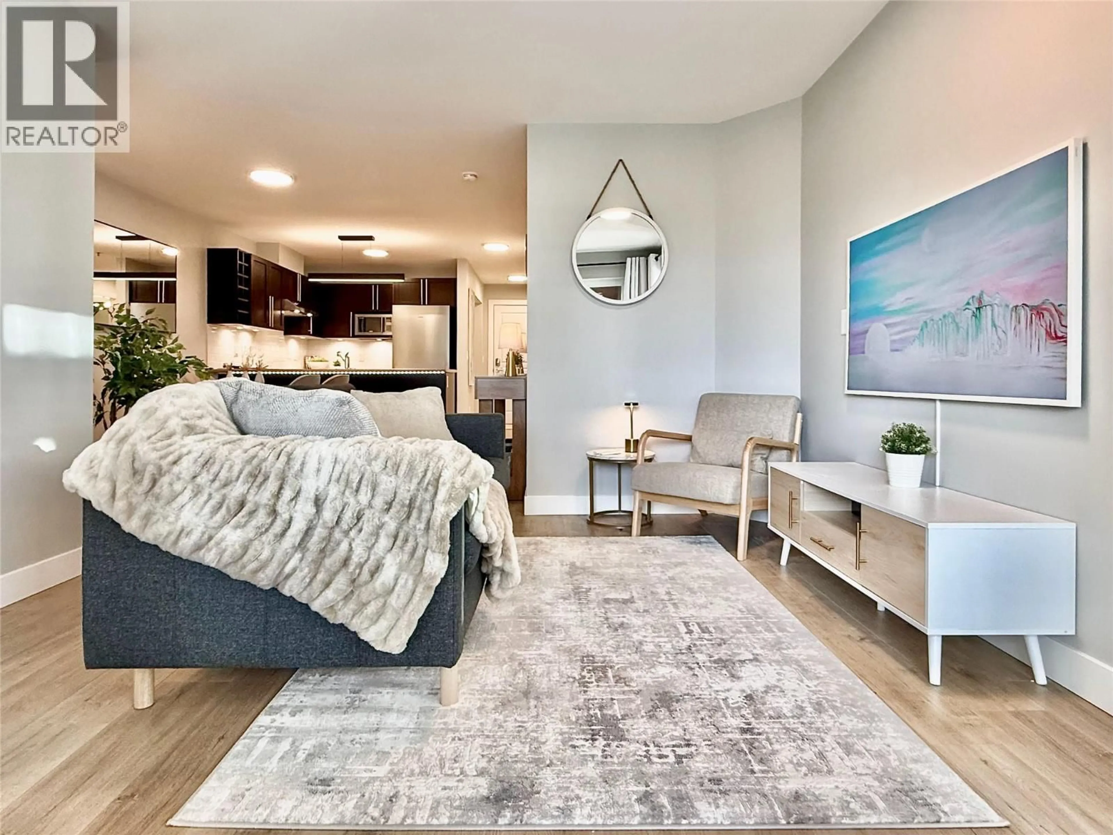 Living room with furniture, unknown for 324 - 1099 SUNSET DRIVE, Kelowna British Columbia V1Y9Z2