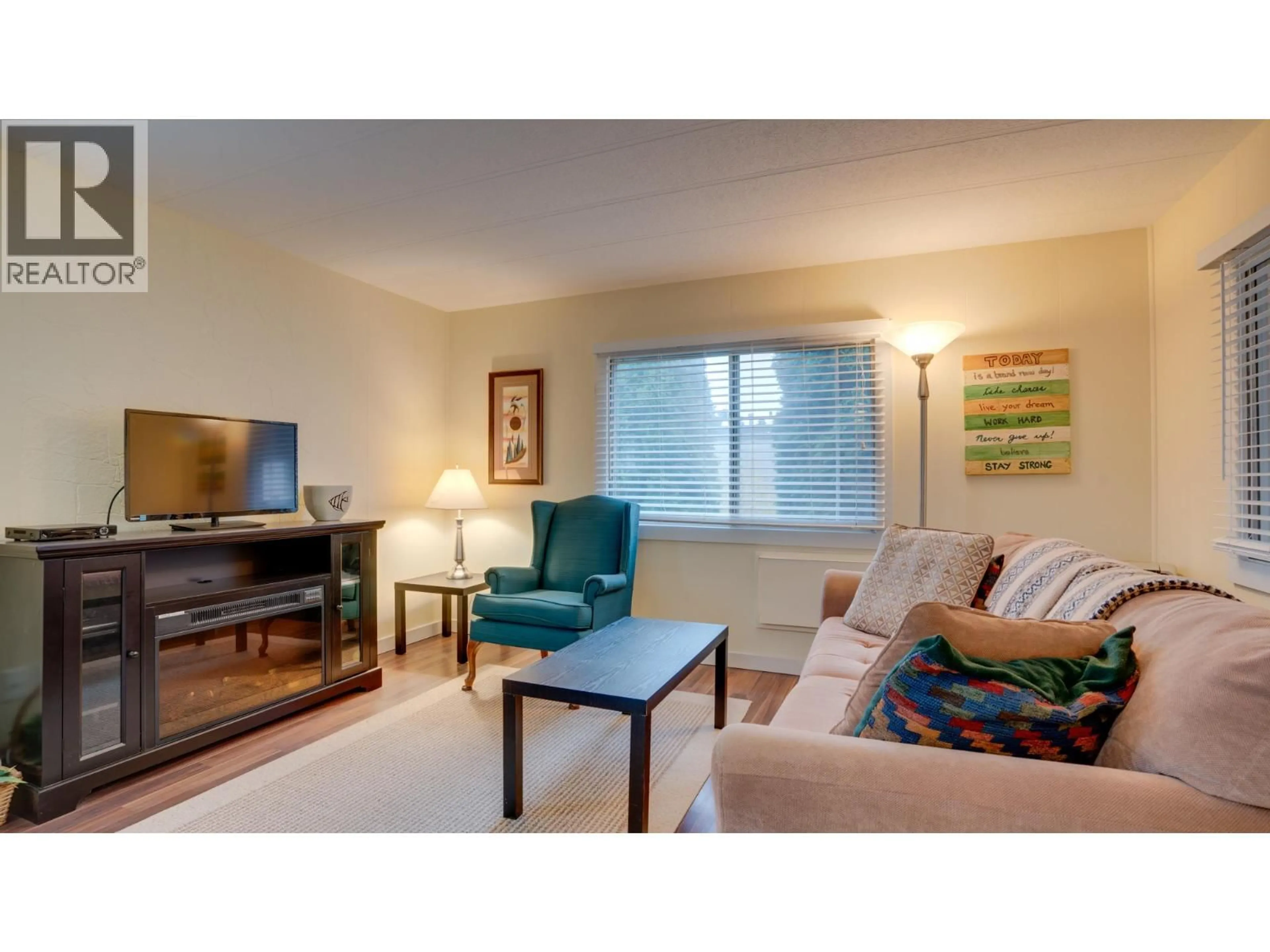 Living room with furniture, unknown for 67 - 15401 KALAMALKA LAKE ROAD, Coldstream British Columbia V1B1Z3