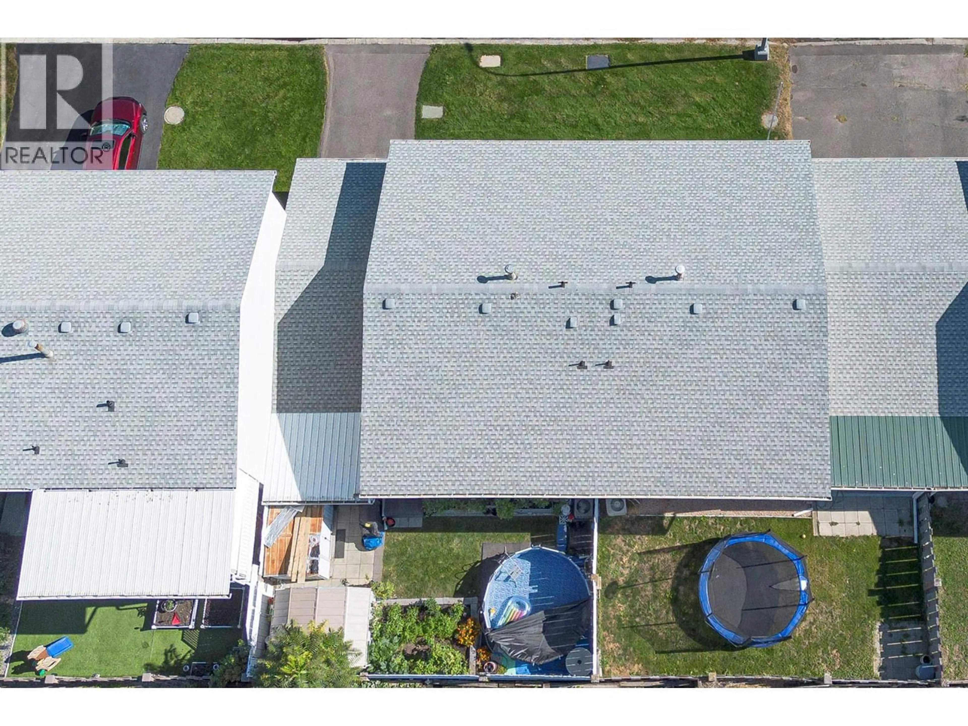 A pic from outside/outdoor area/front of a property/back of a property/a pic from drone, street for 102 - 800 VALHALLA DRIVE, Kamloops British Columbia V2B1R8