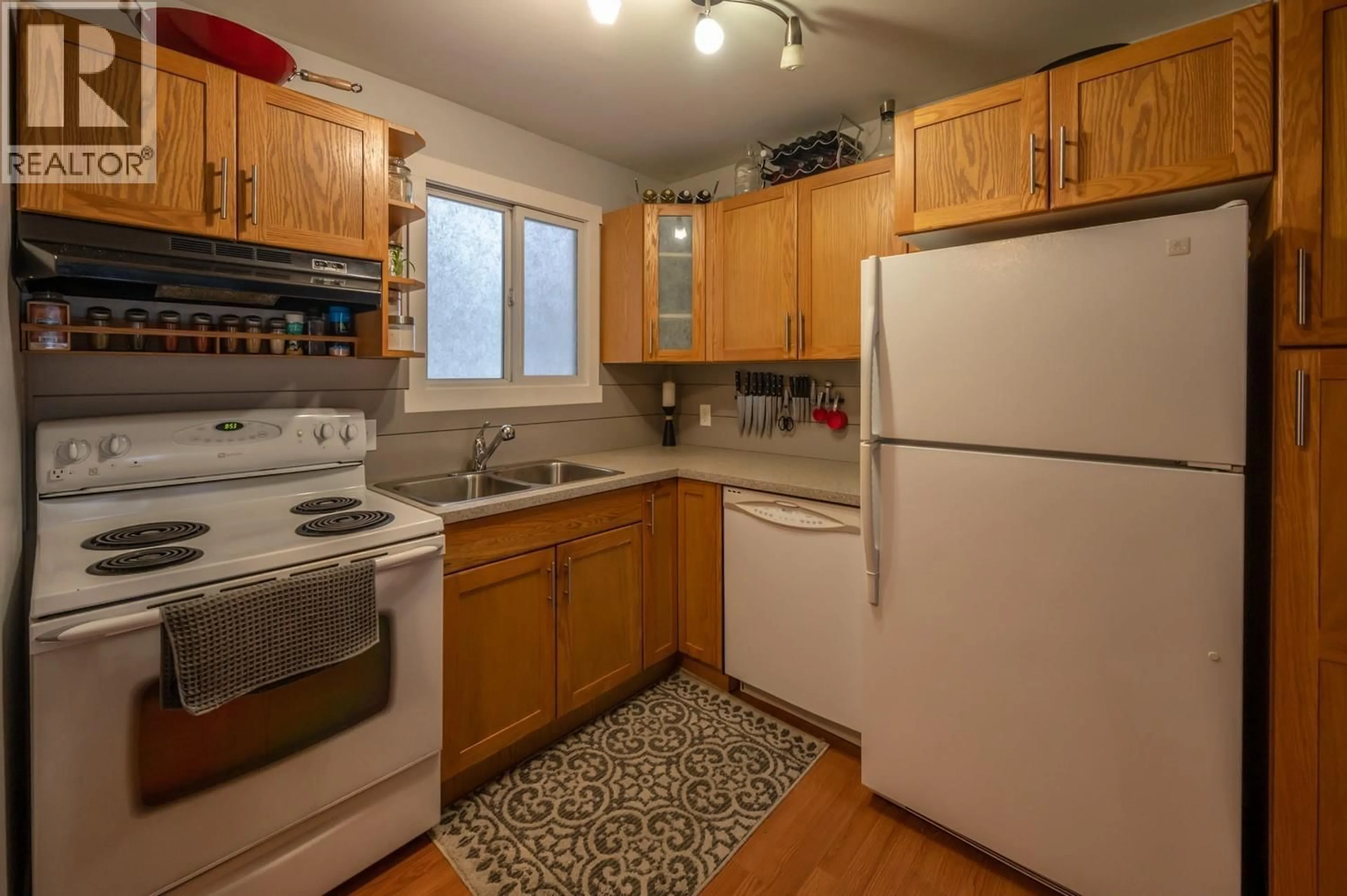 Standard kitchen, unknown for 43 - 2250 BASKIN STREET, Penticton British Columbia V2A6Y3