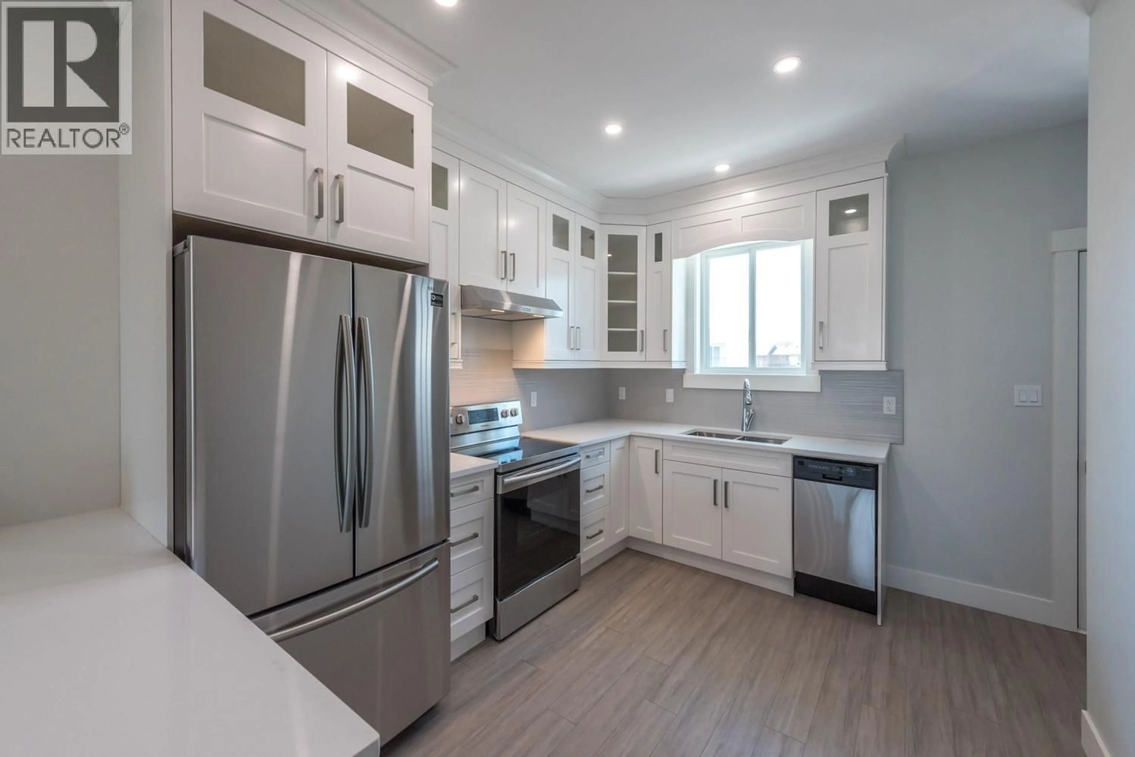 Open concept kitchen, unknown for 101 - 742 KAMLOOPS AVENUE, Penticton British Columbia V2A2J4