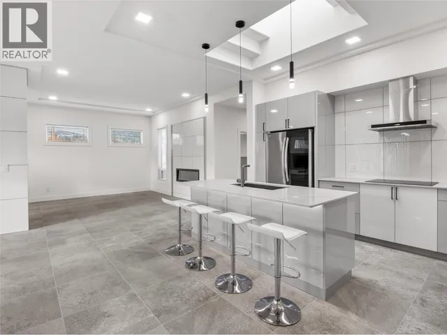 1723 TREFFRY PLACE, Summerland 5