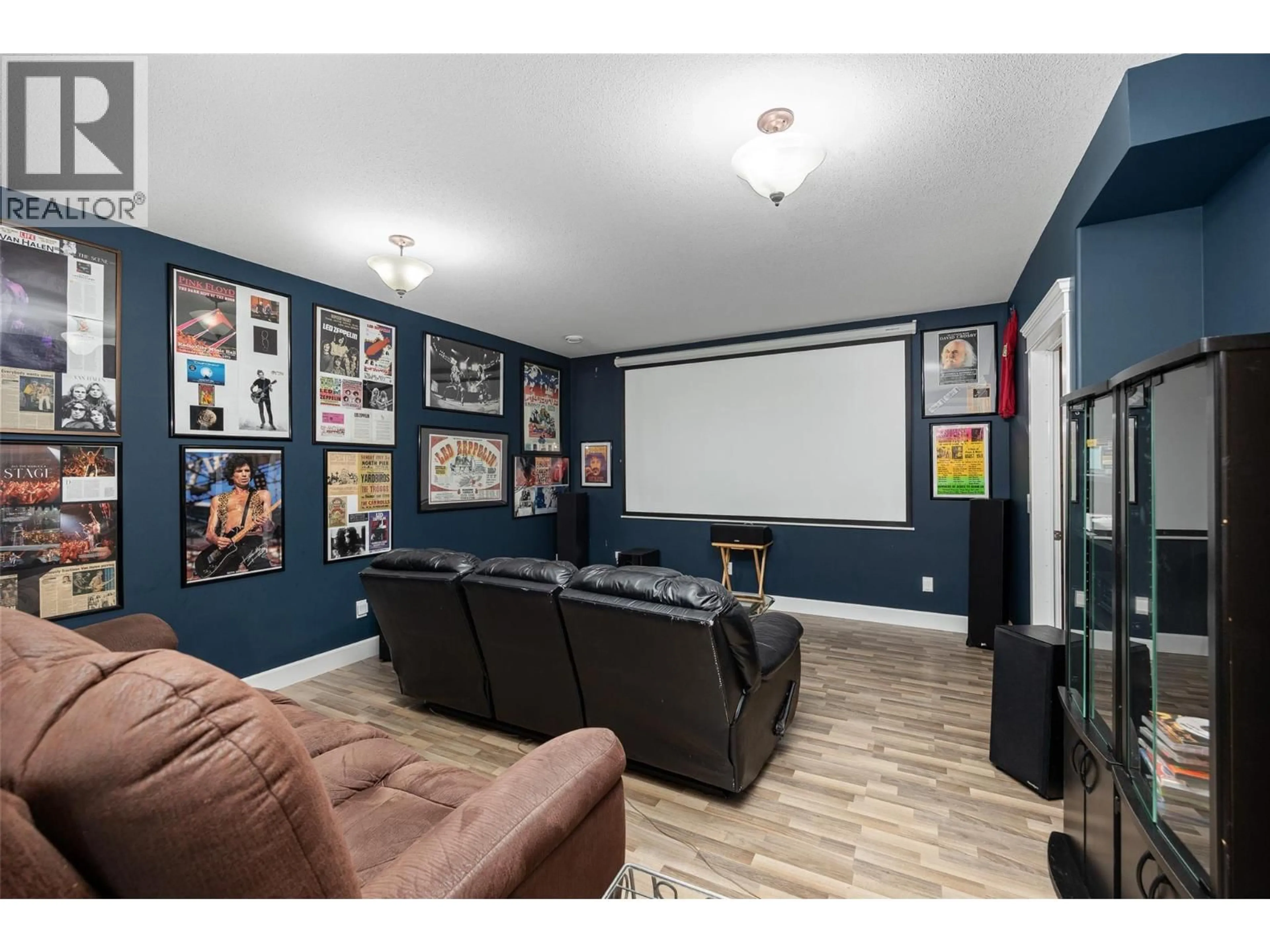 Home theater for 698 WESTPOINT COURT, Kelowna British Columbia V1W4Y3