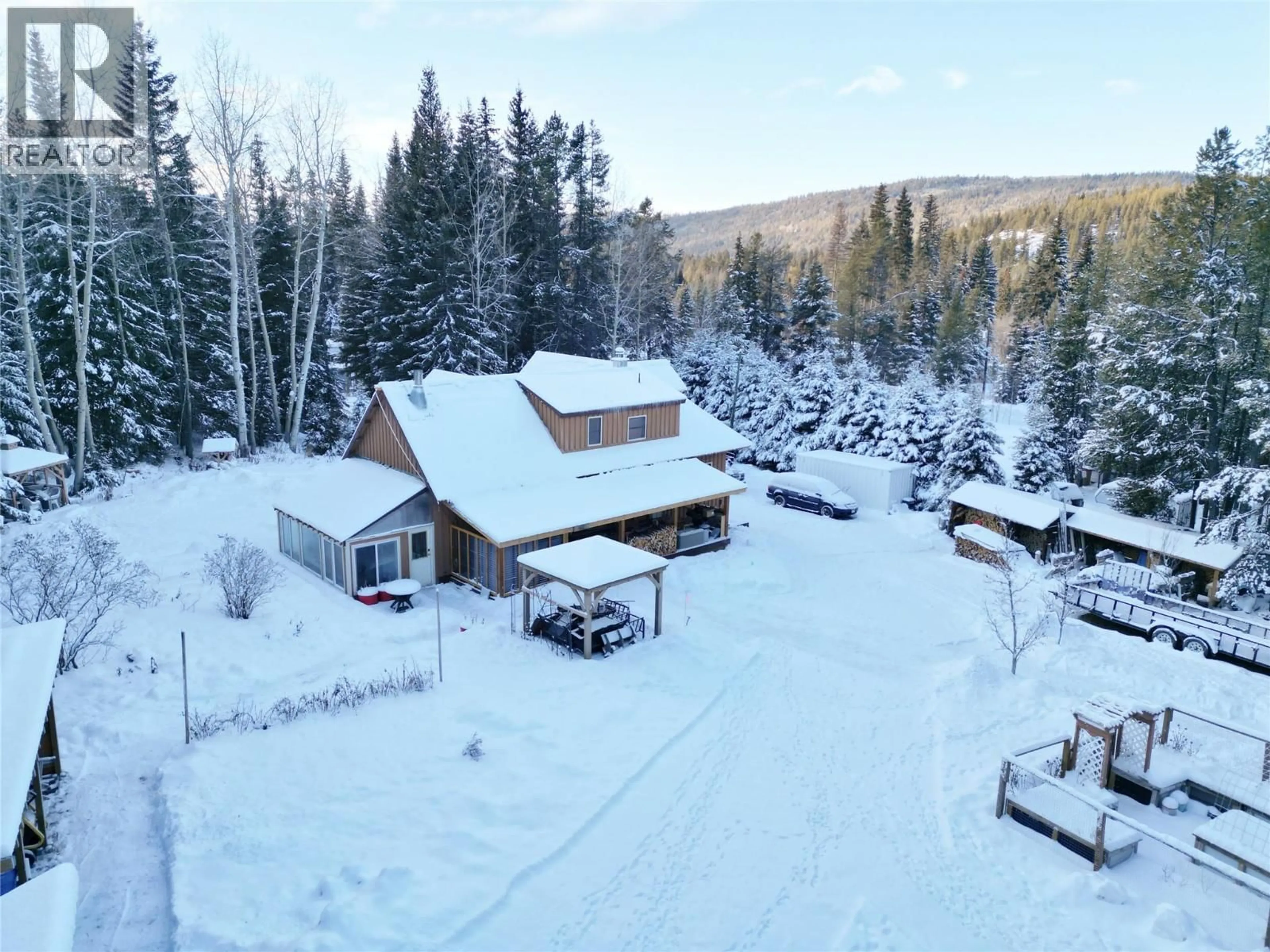 A pic from outside/outdoor area/front of a property/back of a property/a pic from drone, mountain view for 175 LINK LAKE ROAD, Princeton British Columbia V0X1W0