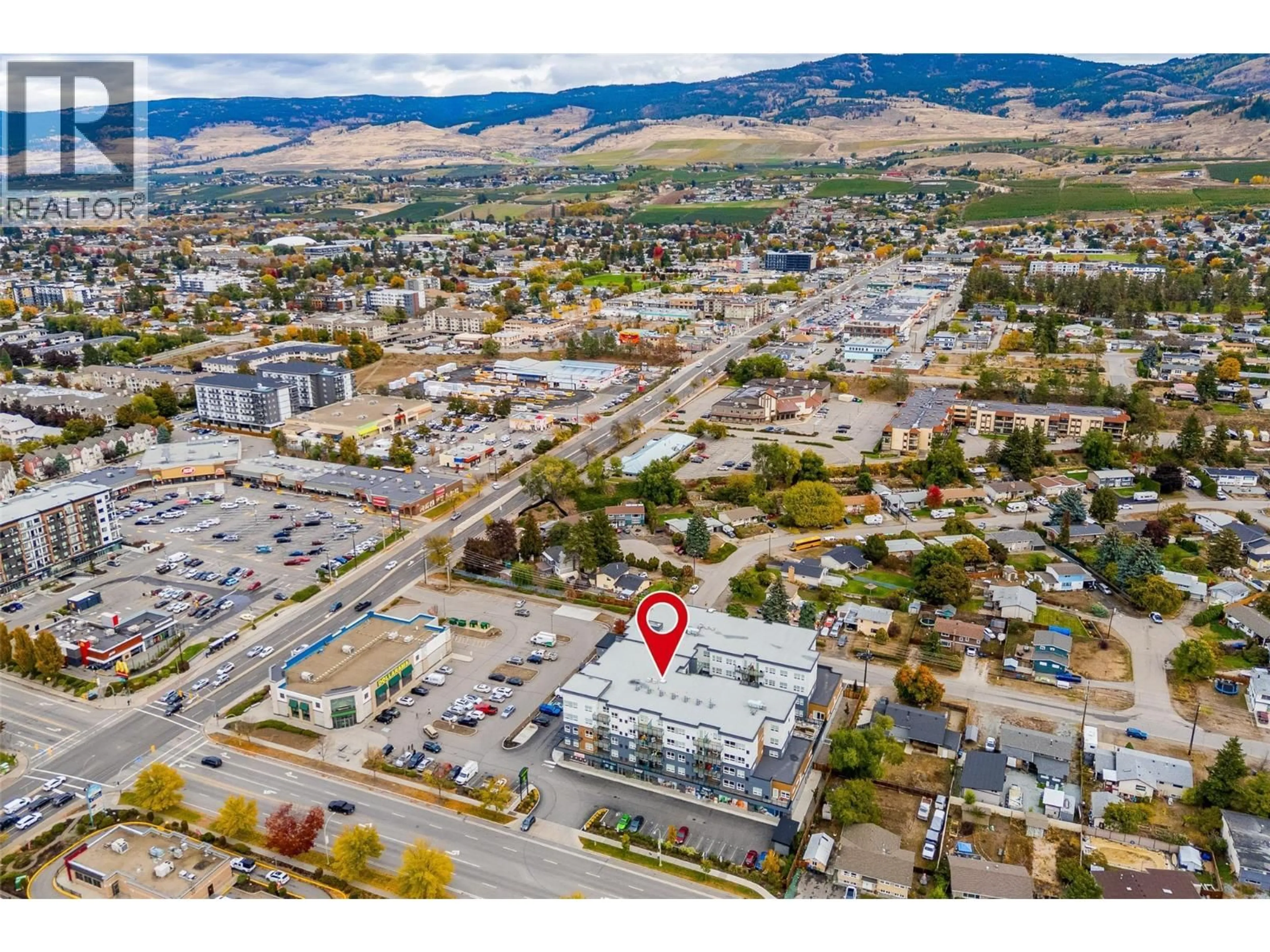 A pic from outside/outdoor area/front of a property/back of a property/a pic from drone, mountain view for 205 - 191 HOLLYWOOD ROAD SOUTH, Kelowna British Columbia V1X0B5
