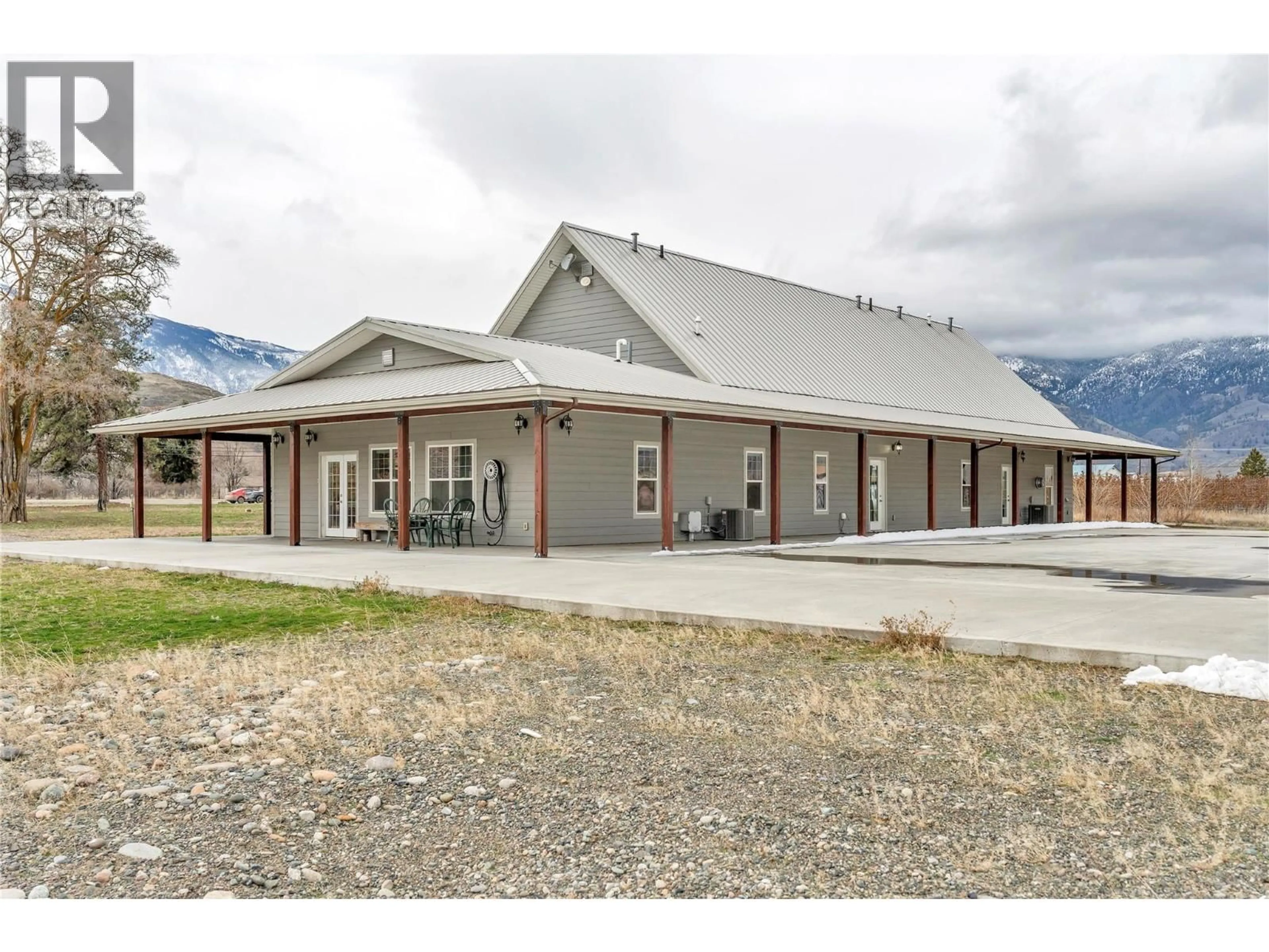 Unknown for 2338 HWY 3 OTHER, Cawston British Columbia V0X1C2