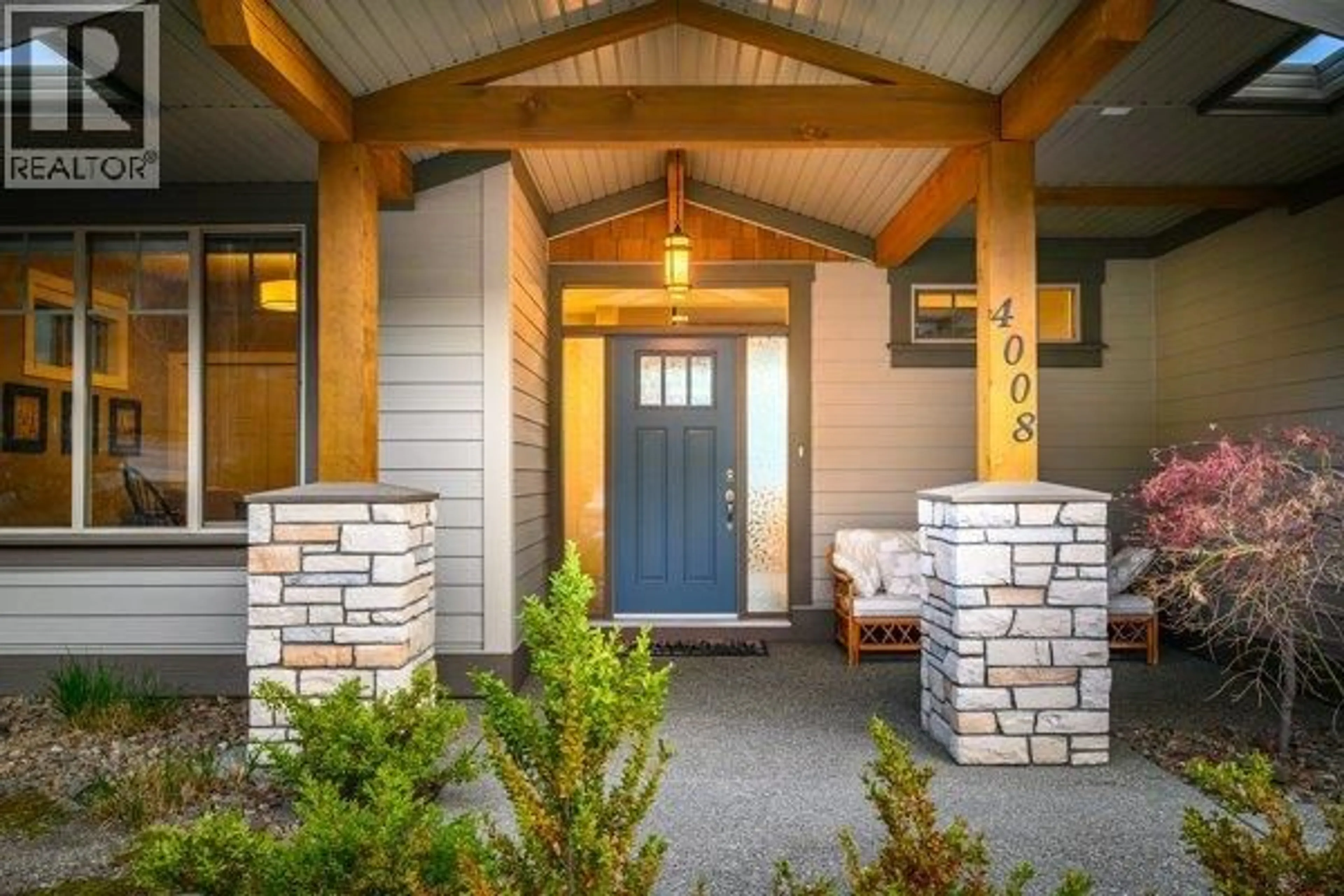 Indoor entryway for 4008 TERRAPIN PLACE, Vernon British Columbia V1T9W4