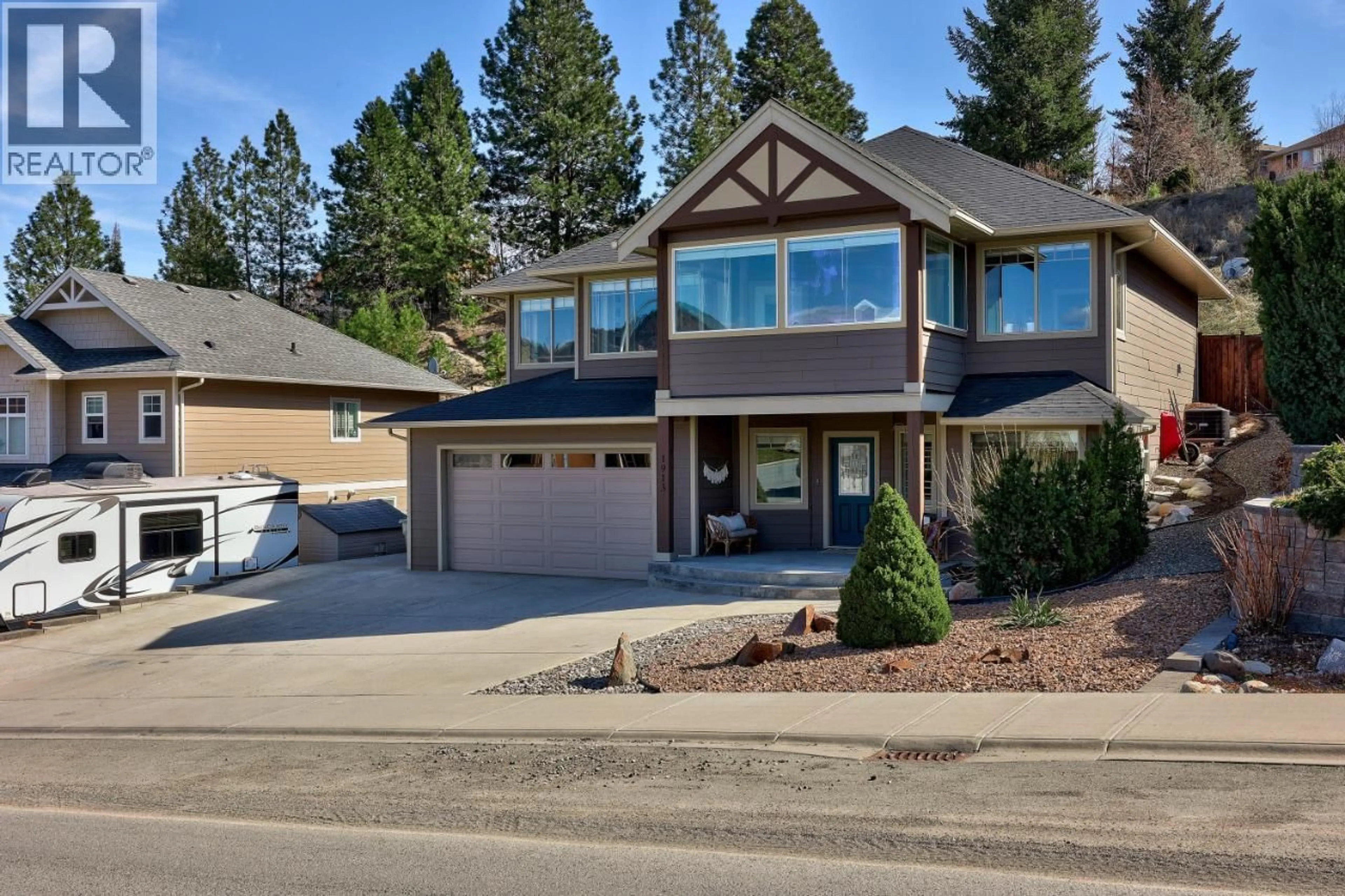 Home with vinyl exterior material, unknown for 1913 GALORE CRESCENT, Kamloops British Columbia V2E0A7