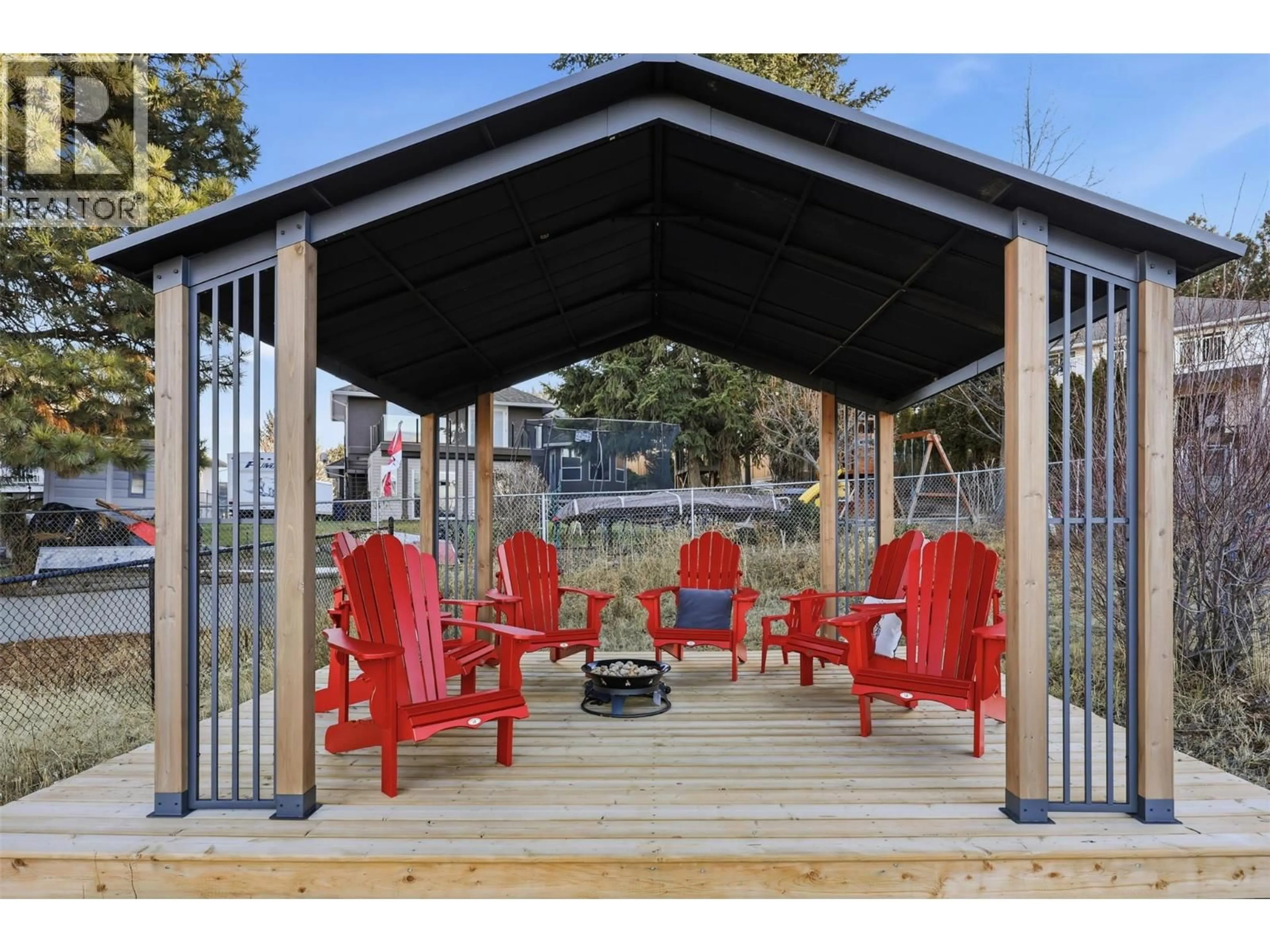 Patio, street for 1913 GALORE CRESCENT, Kamloops British Columbia V2E0A7