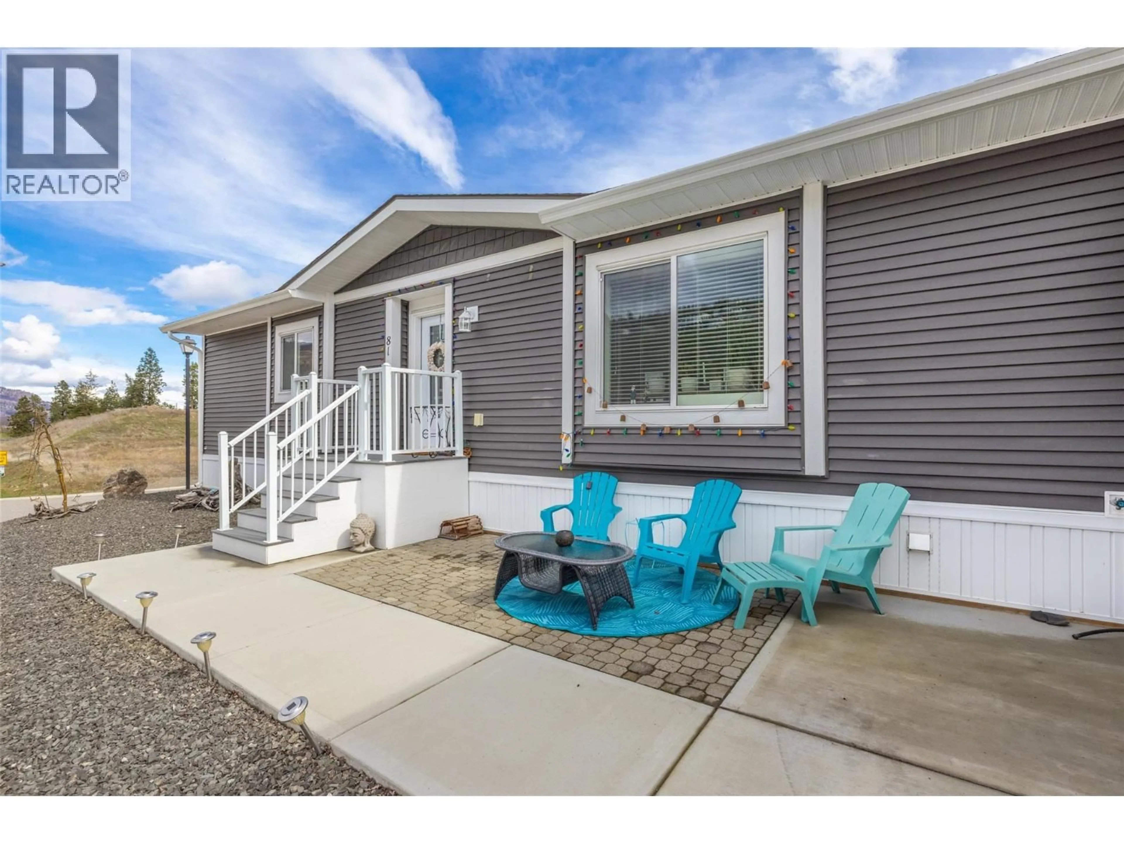 Home with vinyl exterior material, street for 81 - 1835 NANCEE WAY COURT, Kelowna British Columbia V1Z4C1