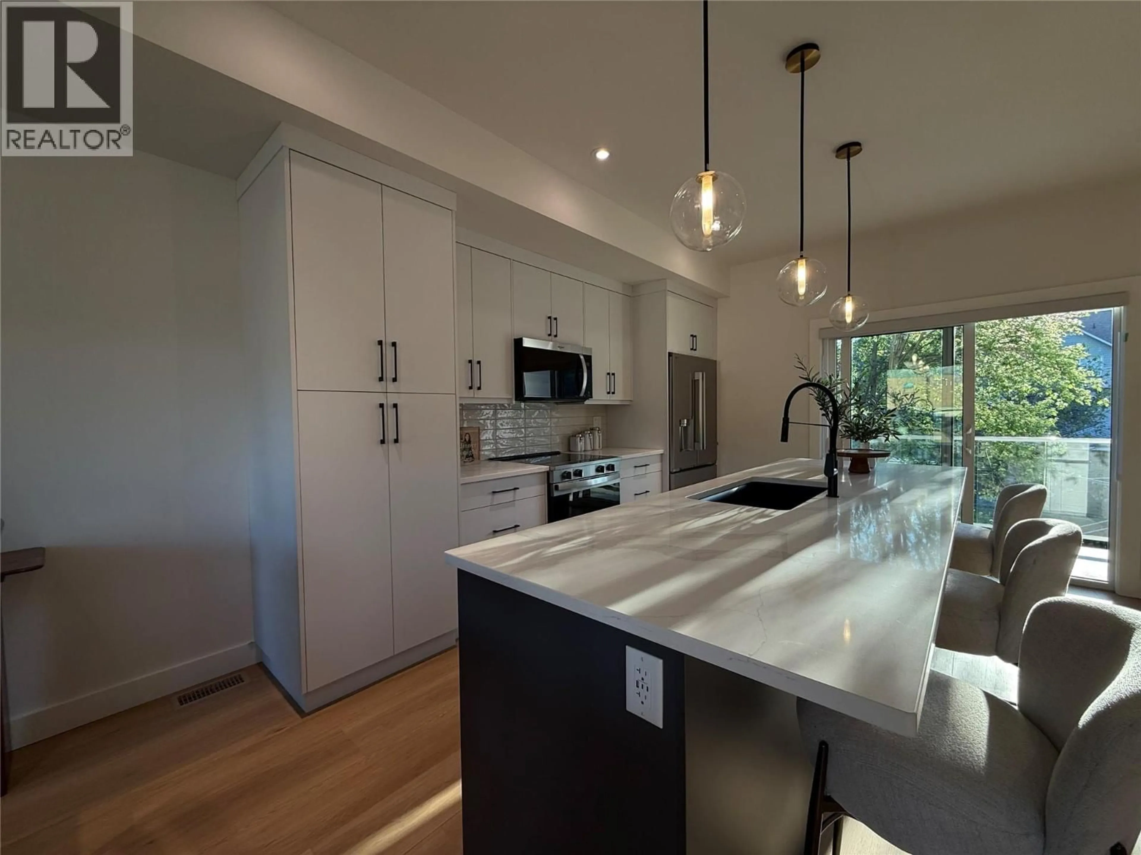 Open concept kitchen, unknown for 104 - 143 GREEN AVENUE, Penticton British Columbia V2A3S9