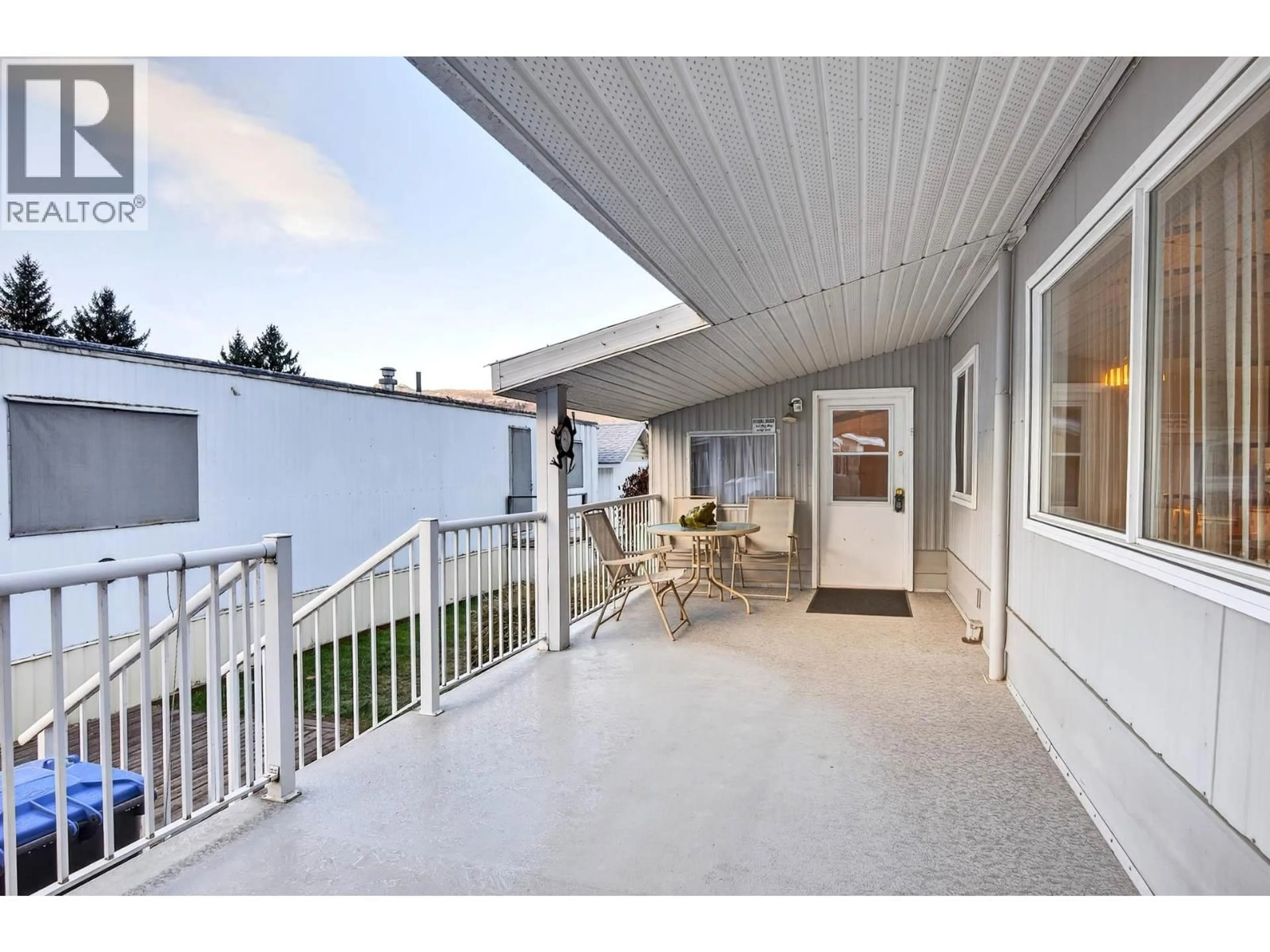 Patio, street for 24 - 161 SHUSWAP AVENUE, Chase British Columbia V0E1M0